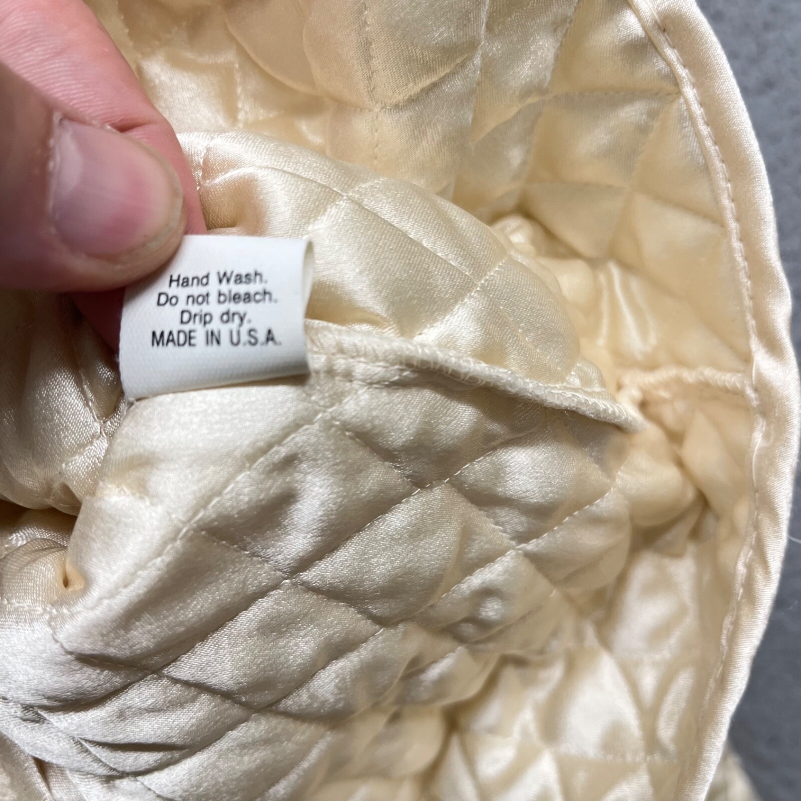 Papillon Paula Carbone Satin Jacket Womens Petite Ivory Quilted House Jacket