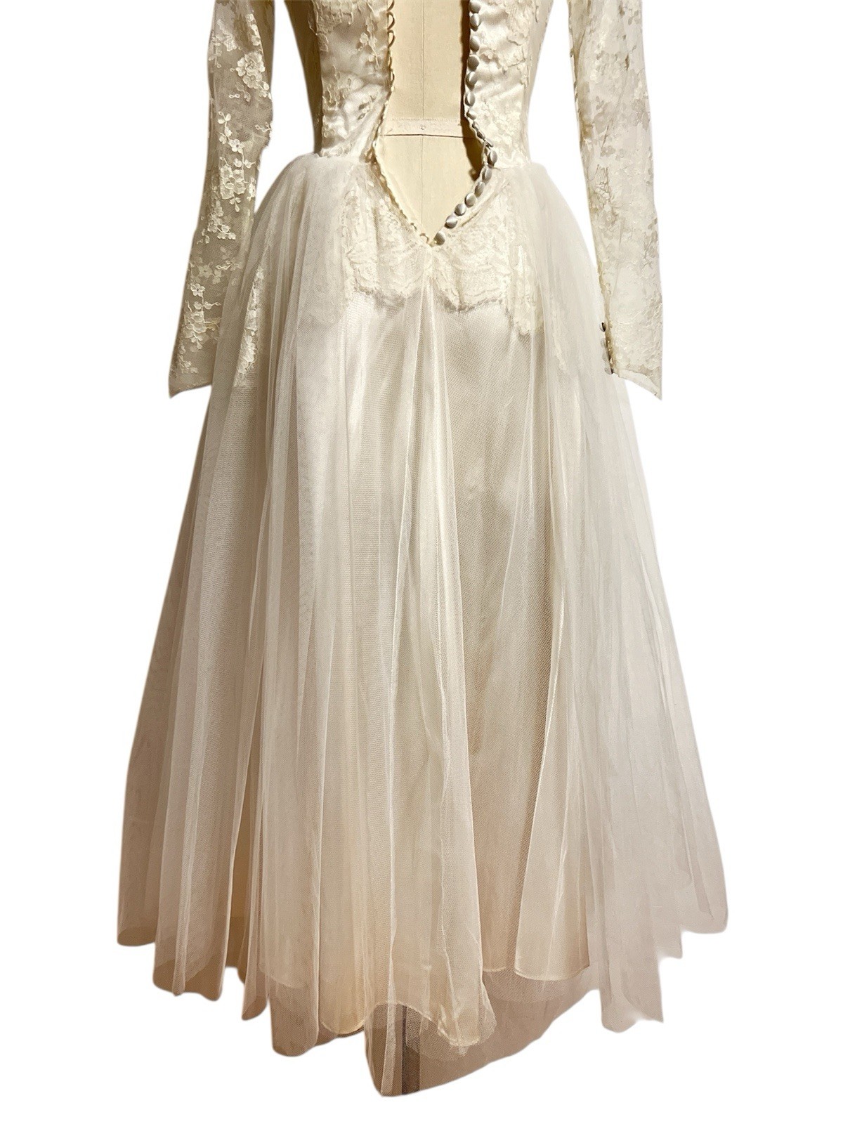 VTG 1950s 60s Lace Tea Length Wedding Dress XS Audrey Hepburn Modest MCM Bride