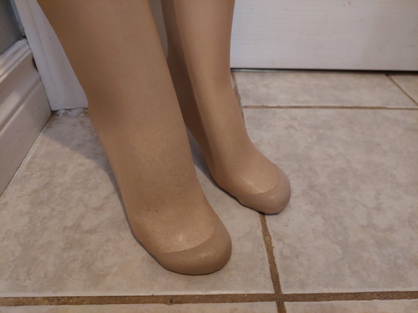Vintage Pantyhose Option Regular Color Almond Size Average BBN1