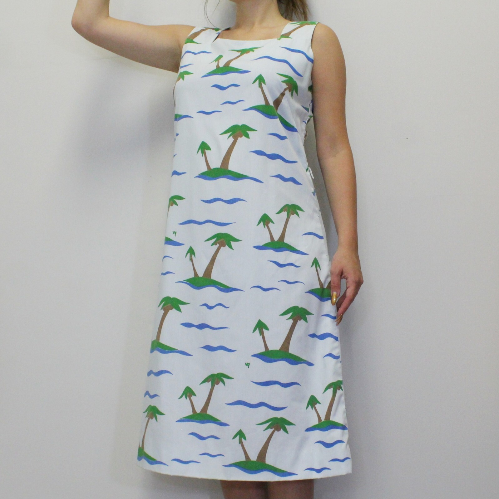 Vintage 70s The Vested Gentress Hand Screen Printed Midi Dress with Tropical Pal