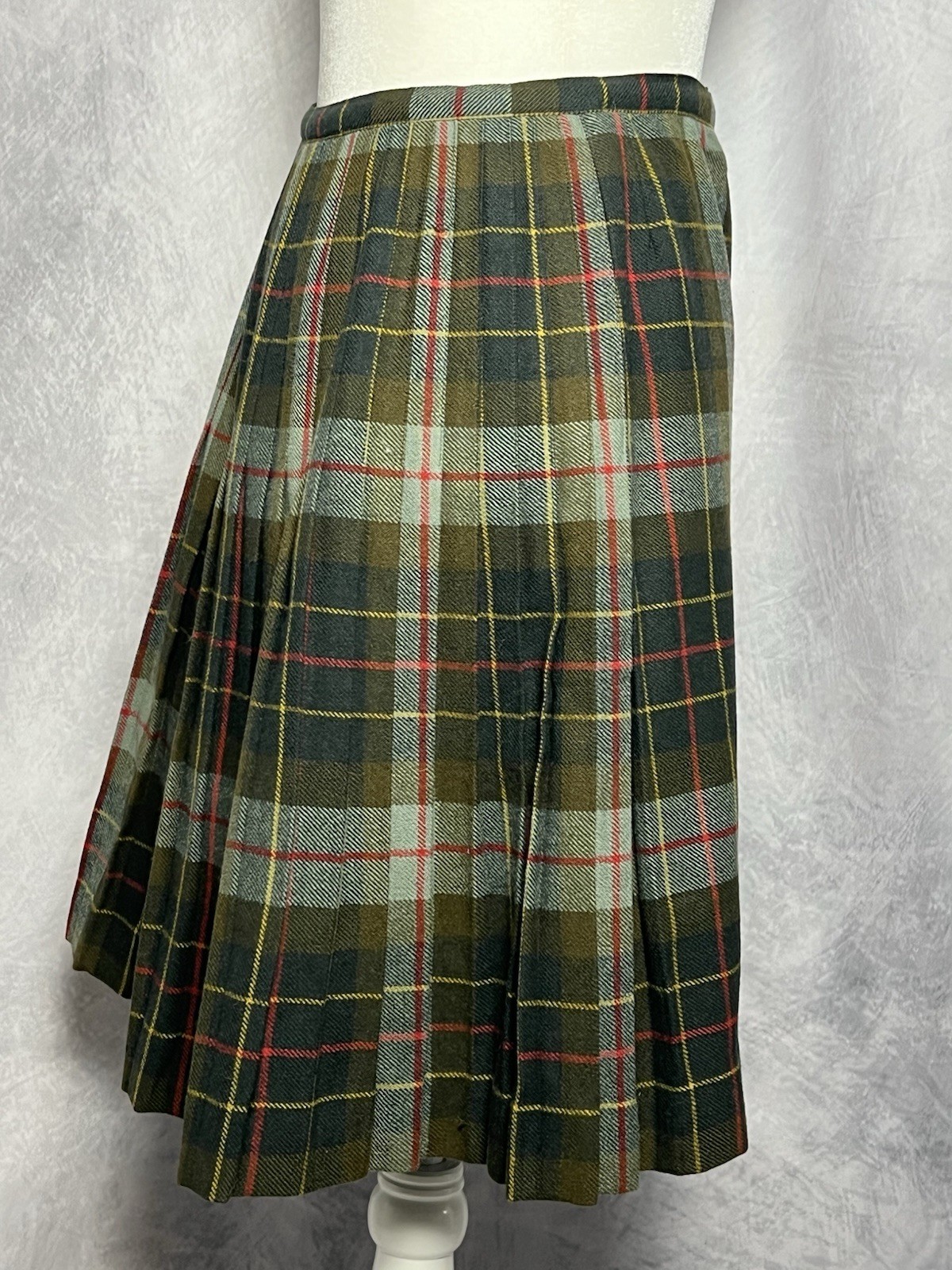 Vintage 1960s W. Bill Ltd Green Wool Tartan Wrap Skirt Pleated Buckle Straps UK