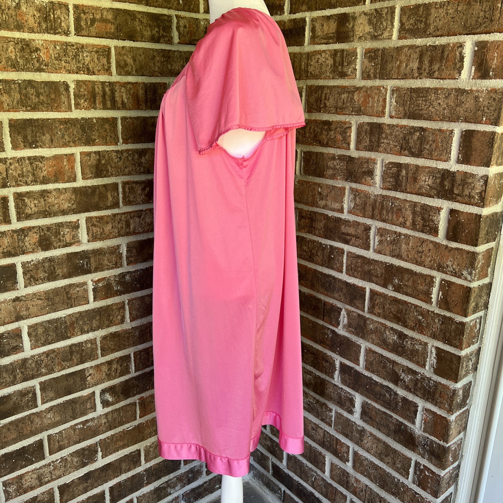 Vanity Fair Nightgown Lingerie Sleepwear Flutter Sleeves Midi XL Pink Vintage