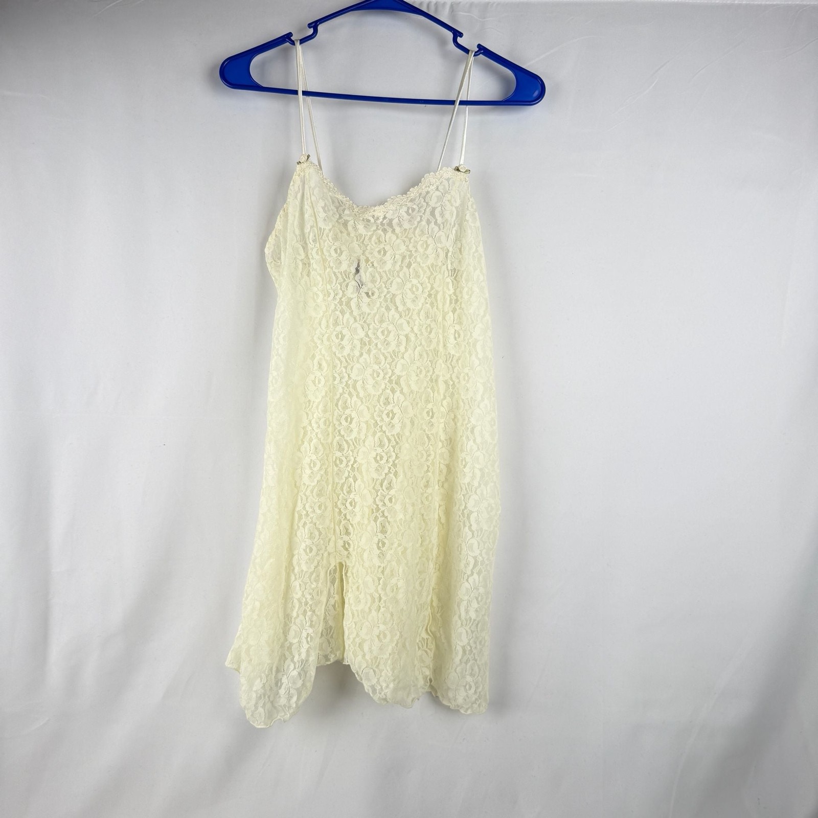 Expressions by California Dynasty Vintage Lace Camisole Slip