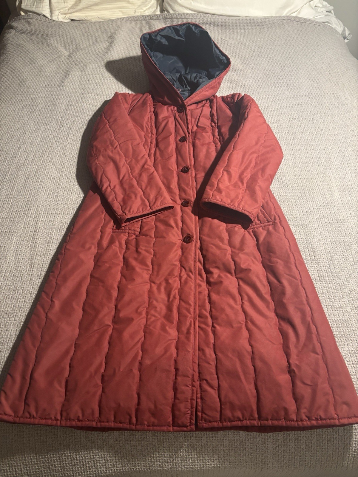 Vtg White Bear Of St Paul Red Women’s Winter Coat Button Up With Blue Lining