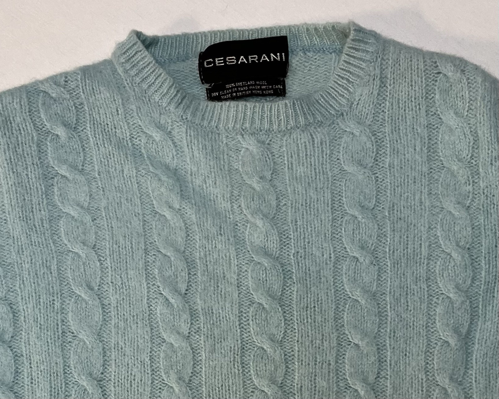 Vintage Cesarani Cable Knit Sweater 100% Shetland Wool Hong Kong Sz L Chest 42”