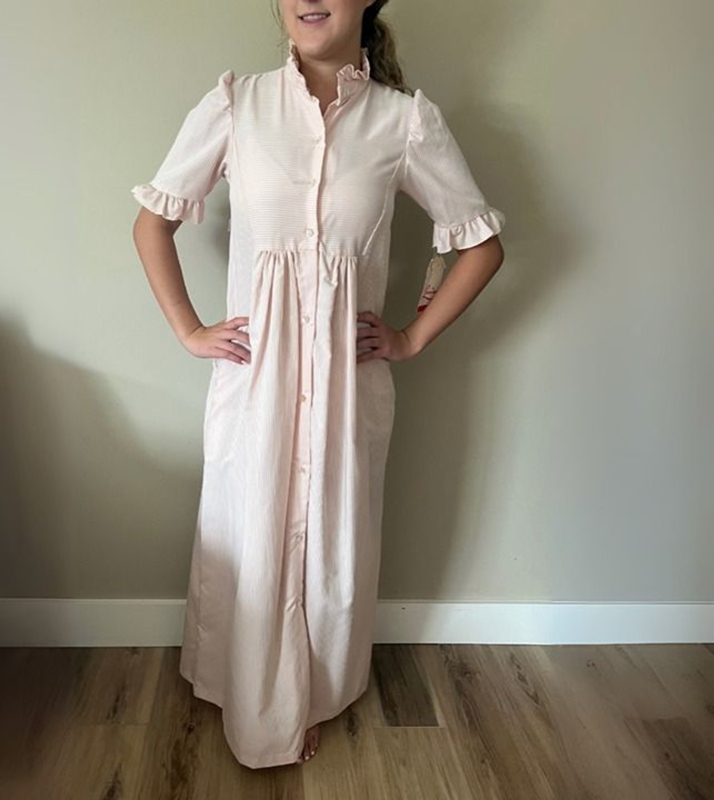 BNWT 1950s Vintage Womens Pink Striped Seersucker Long Nightgown by Louisa