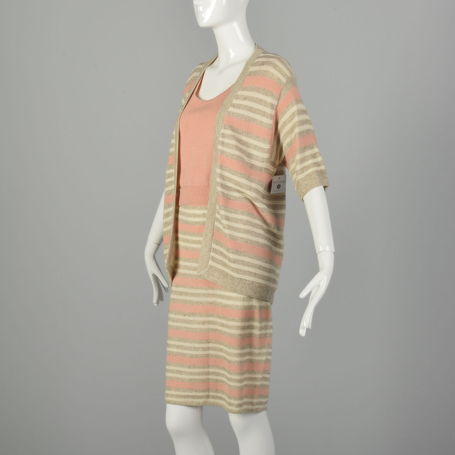 Medium 1980s St. John Set Knit Skirt Peach Cardigan 3pc Ensemble Vintage 80s