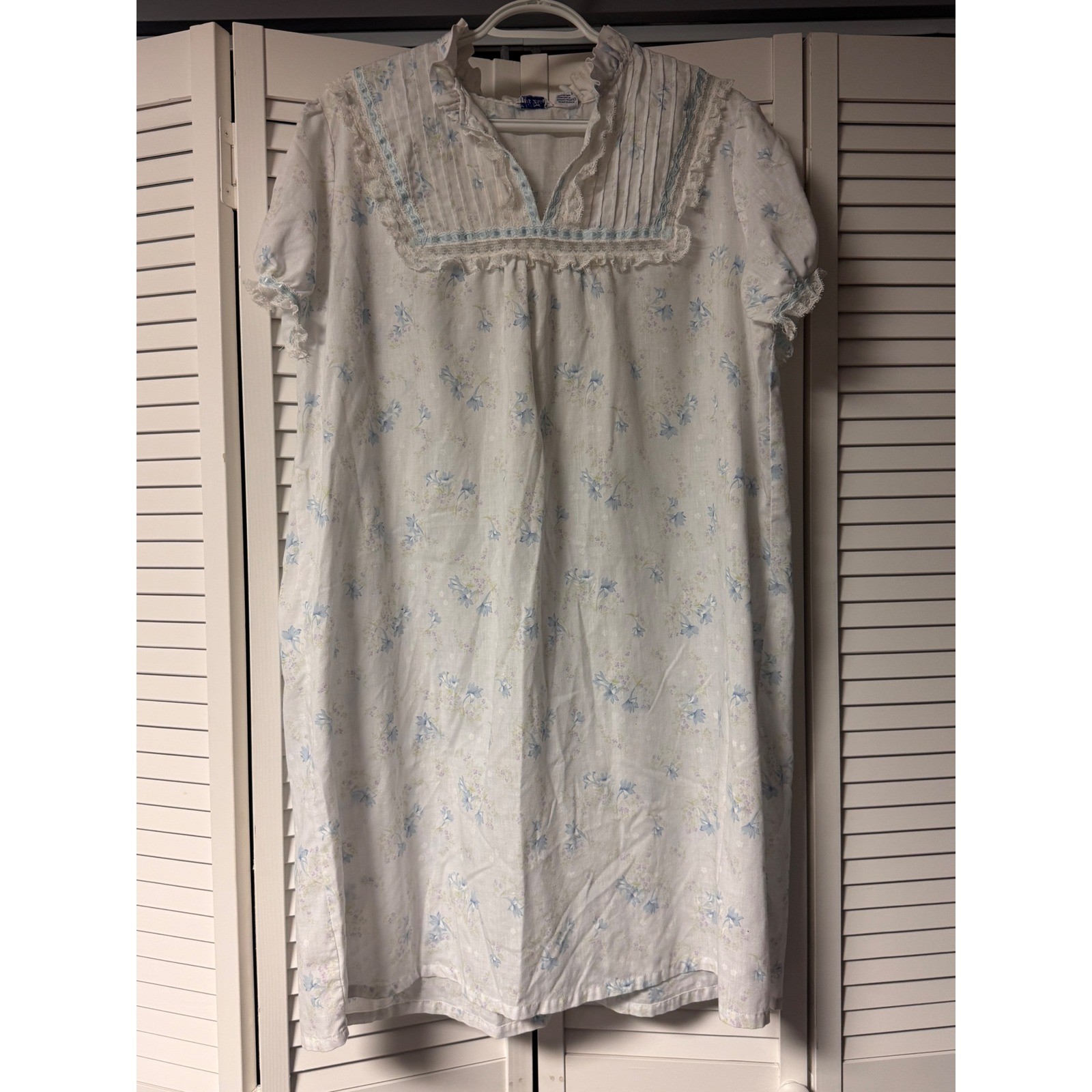 Vintage Lewis Frimel Floral Nightgown Women’s Blue White Cottagecore Prairie Lg