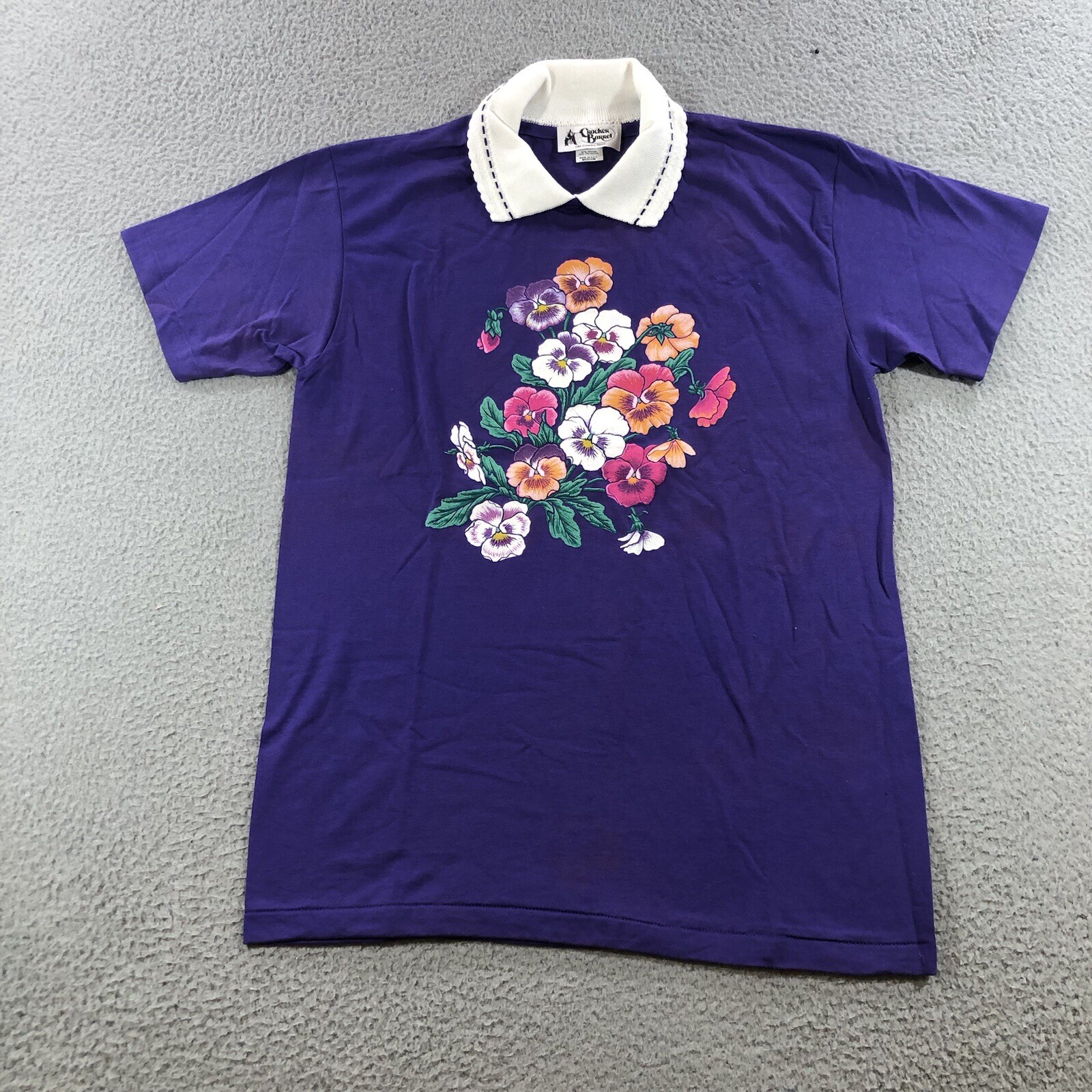 vtg Cracker Barrel T Shirt Women’s M Purple Lace Collar Pansies Flower Single