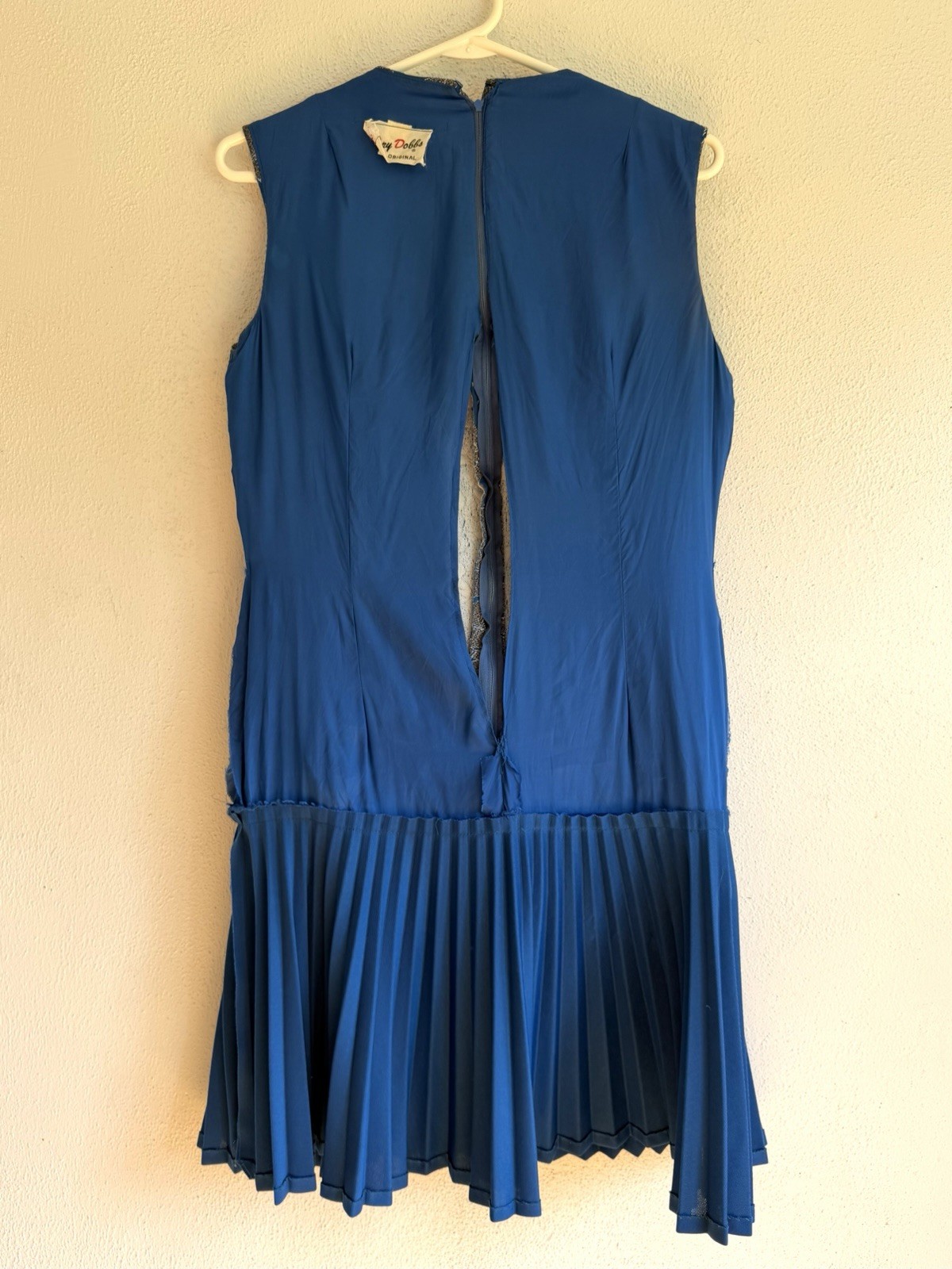 Vintage 1960s MOD DRESS Flower Power Print Mary Dobbs Pleated Hem Lucite Buckle