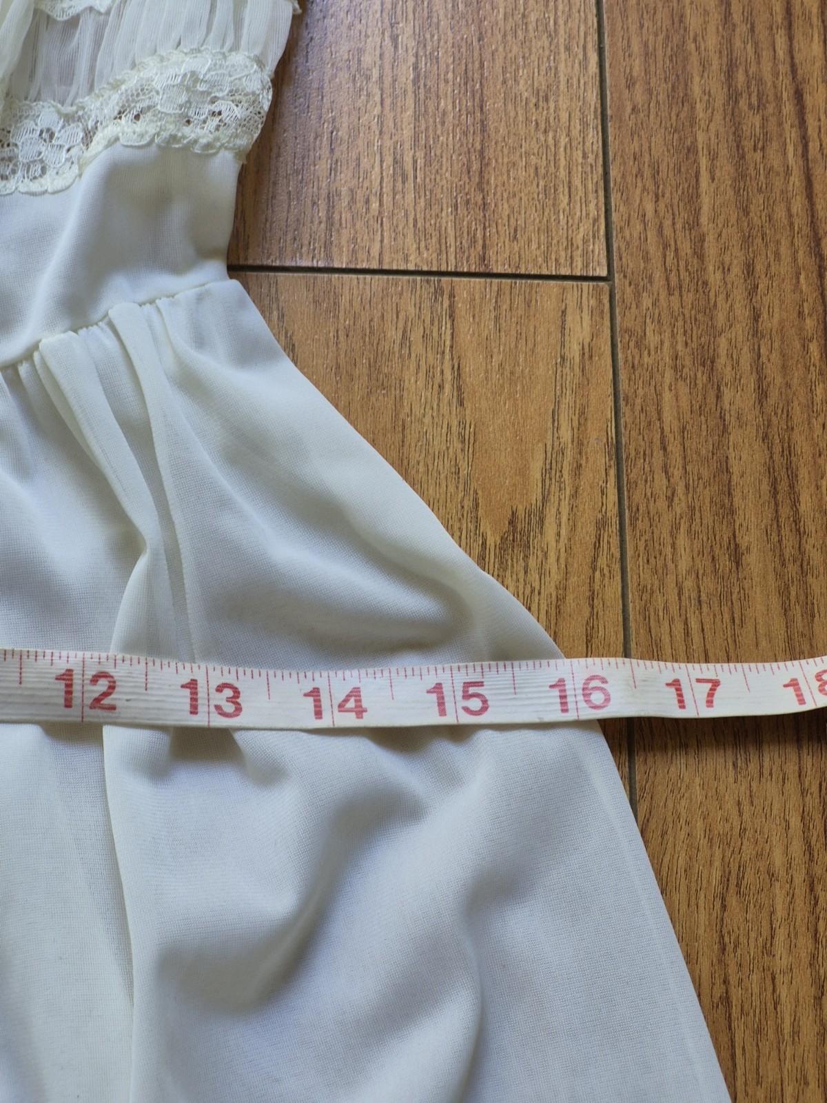 Vintage MCM Radcliffe Ivory Sheer Lace Smocked Bridal Peignoir Nightgown Set 2