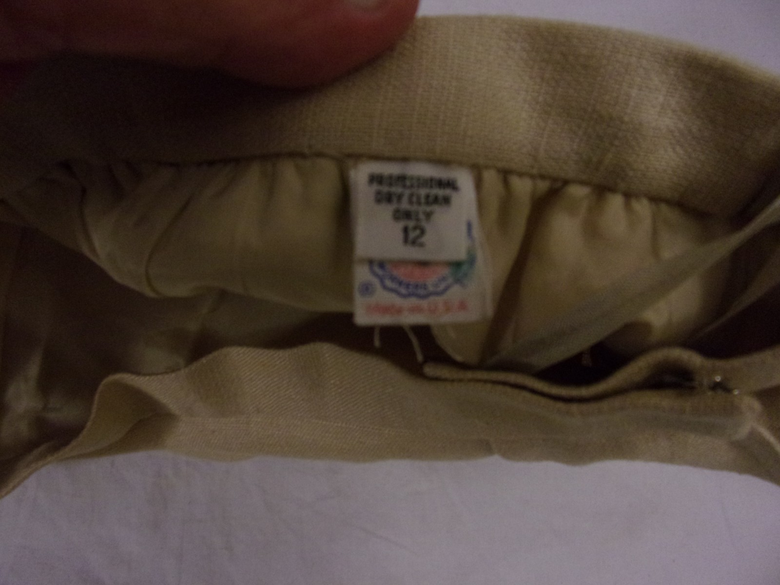Vintage Oscar De La Renta For Saks Tan Linen Skirt Suit 12 Classic Short Sleeve