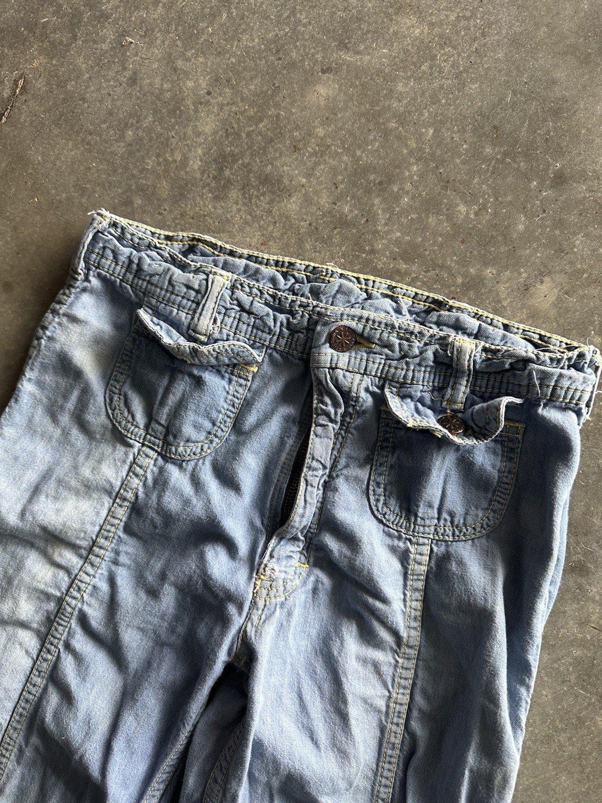 Vintage 70s Britannia Bell Bottom Jeans Flowy 26 X 32 Hippie Boho