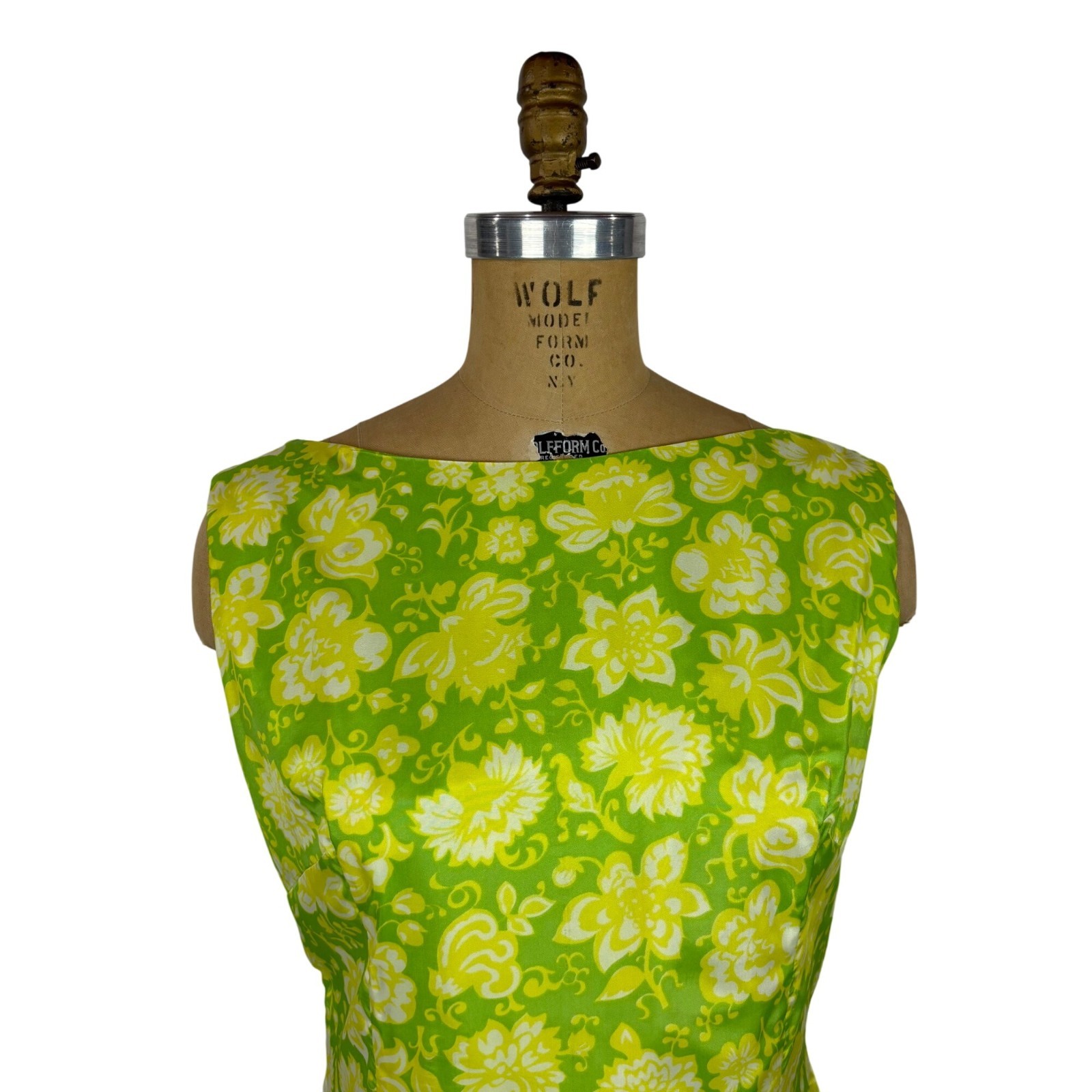 Vintage 60s Floral Dress Womens Medium Lime Green Yellow Mini Sheath Retro