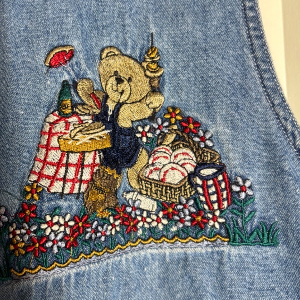 VTG Quizz Again Denim Embroidered Picnic Teddy Bear Button-Up Vest Size Large