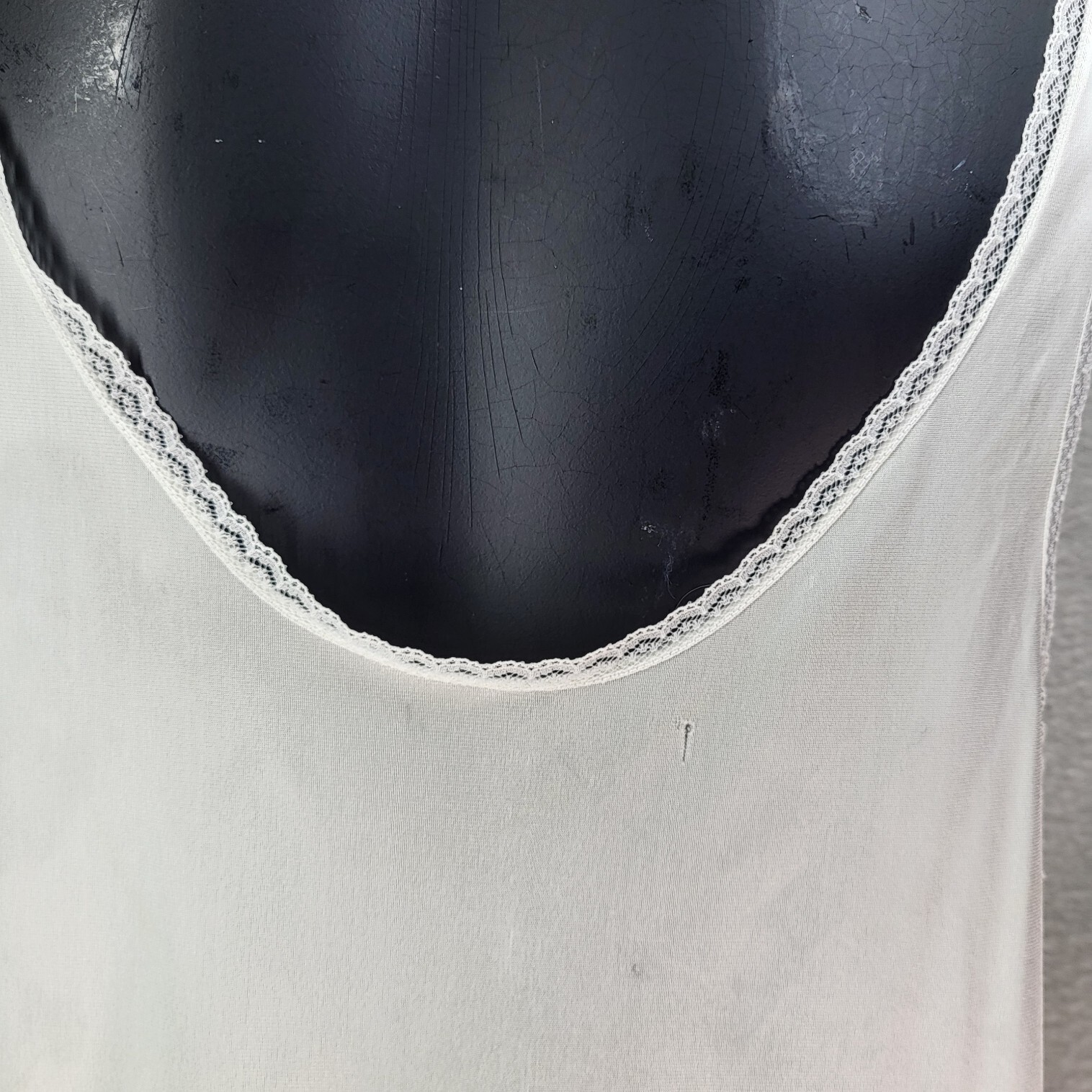 Vintage Vanity Fair Nylon Cami Camisole Lingerie 17-760 Top Size 40/46 Ivory