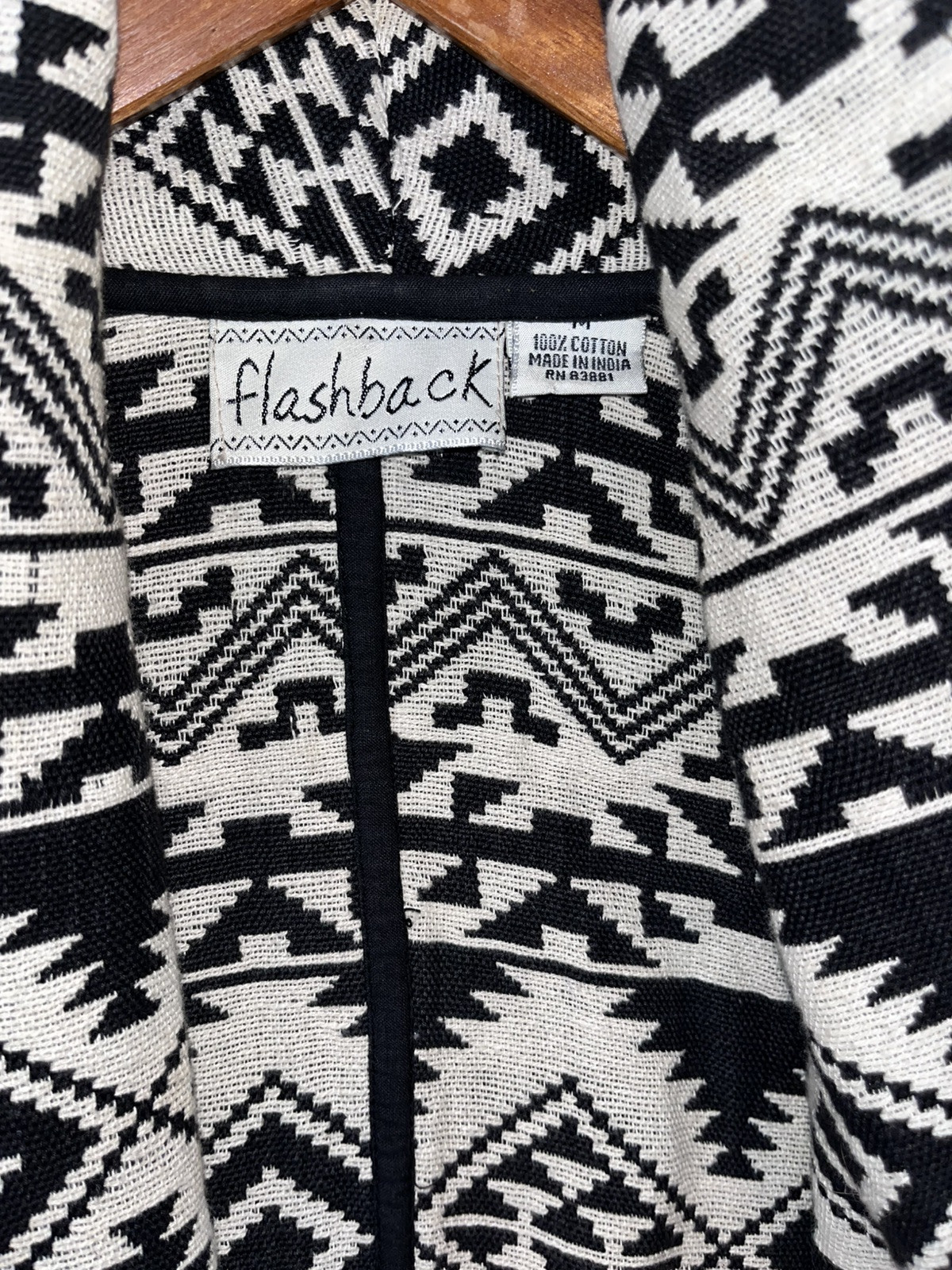 Vintage 80’s Southwest Blanket Bolero Crop Jacket Black Cream M-L Flashback