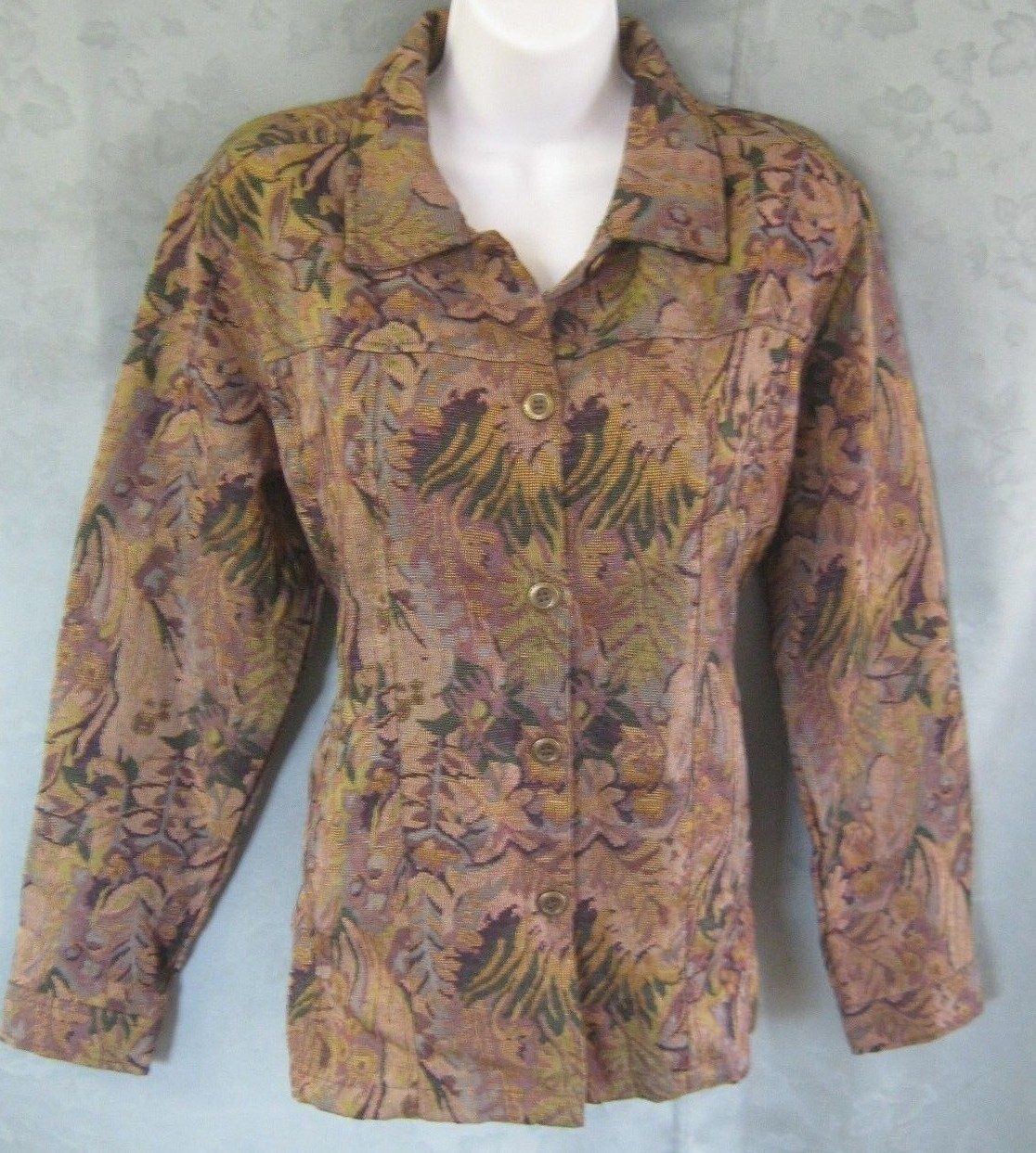 Vintage 80’s Tudor Court Tapestry Shirt Jacket Size Medium Floral Print Shacket