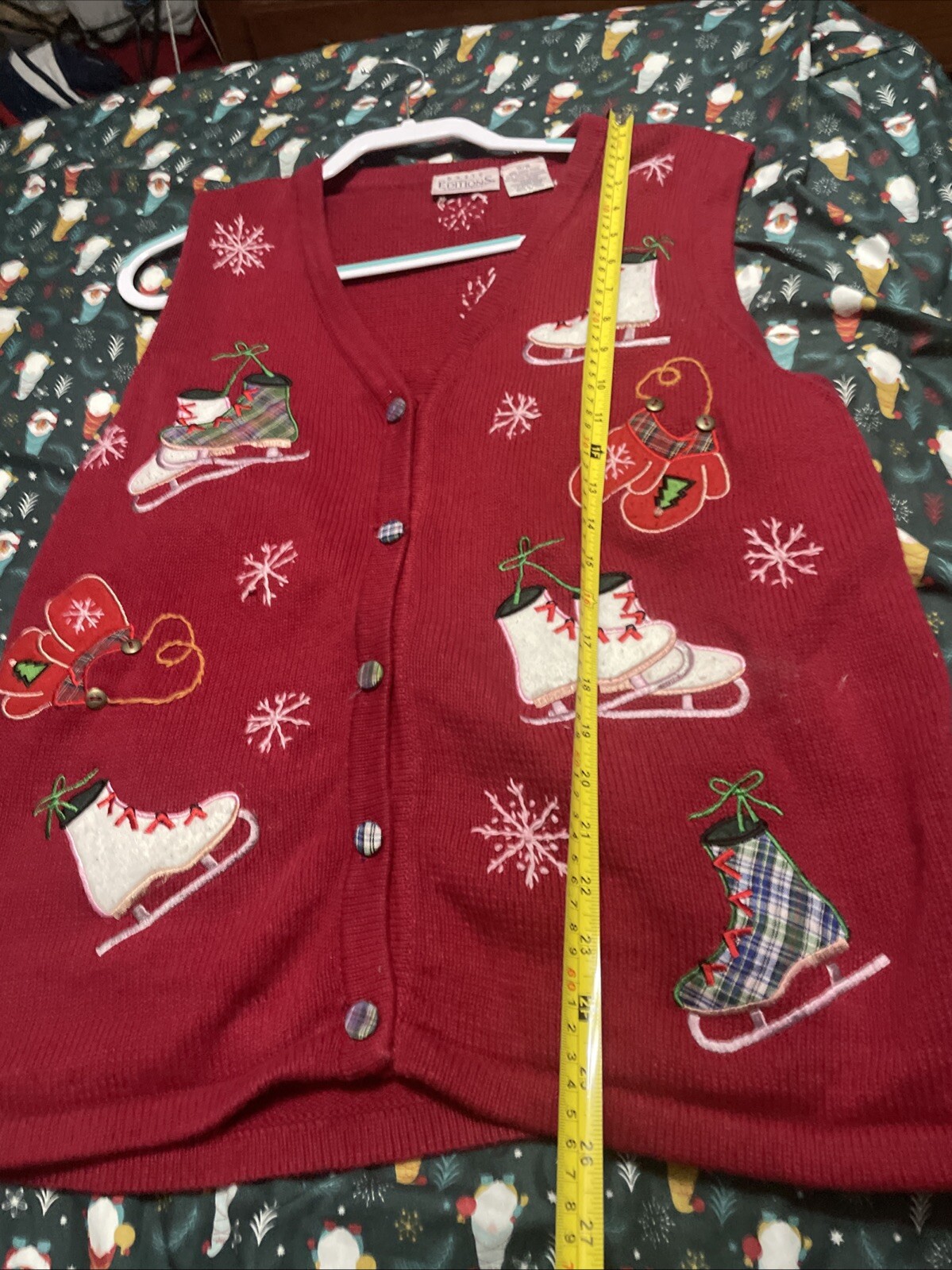 Basic Editions Winter (Christmas) Sweater Vest Size 1x Ice Skates