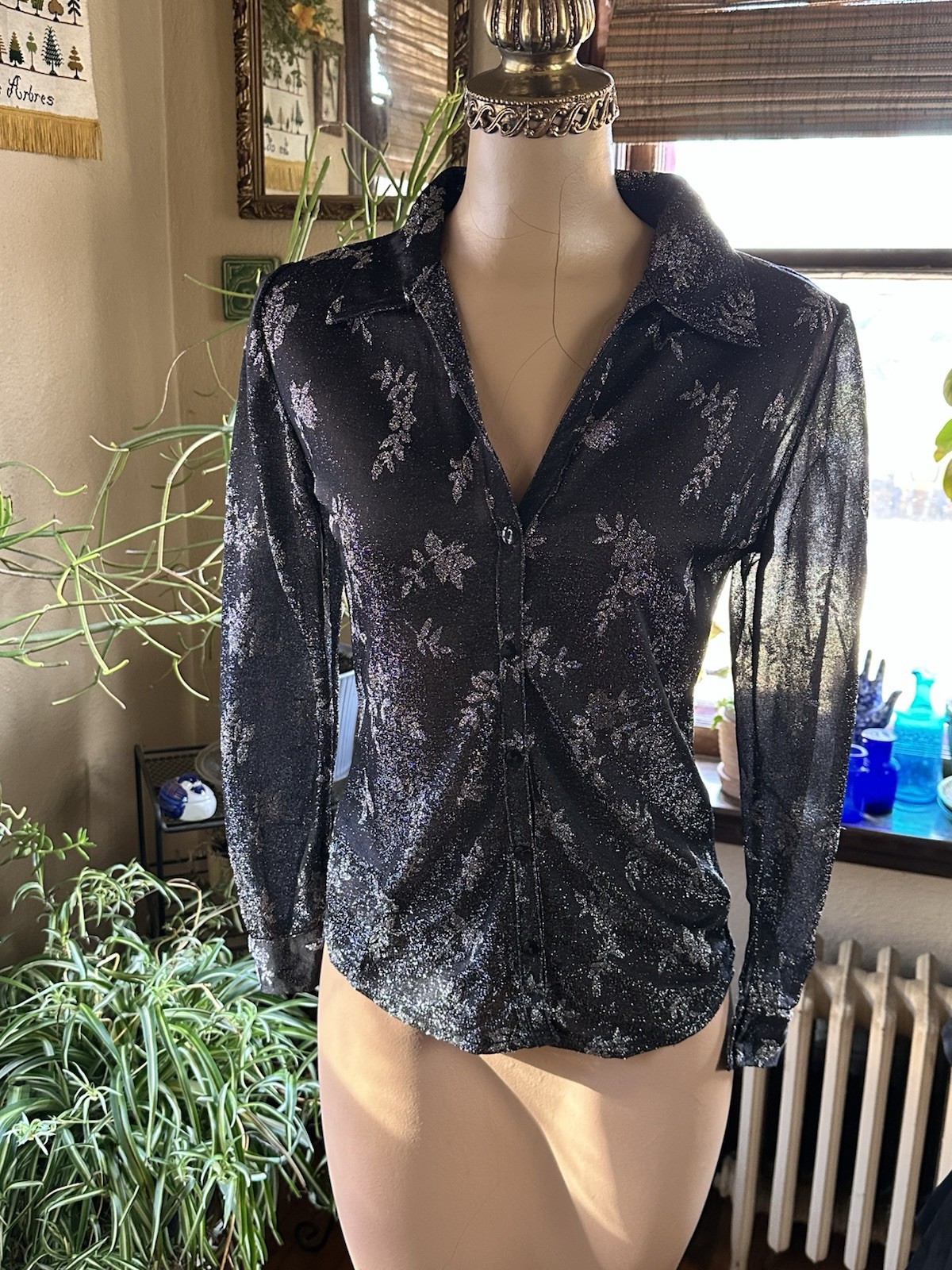 Vintage 70’s Unbranded Black/Silver Button Up Shirt Sz.S/M Sheer Metallic Leaves