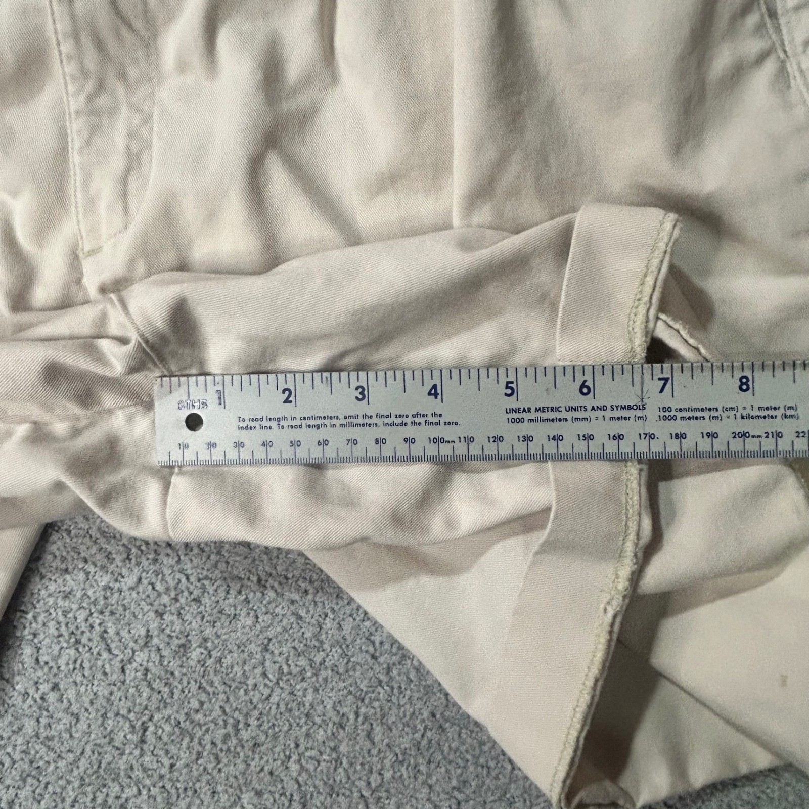Lee Shorts Vintage 70s Bareback Ribcage High Waisted 16 MED Khaki Pleated