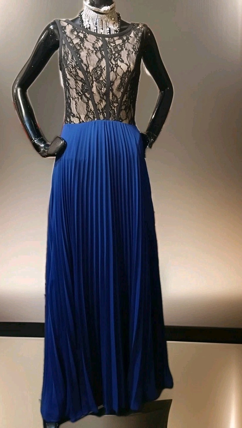 GUY LAROCHE Evening Dress Vintage Lace/Plisse