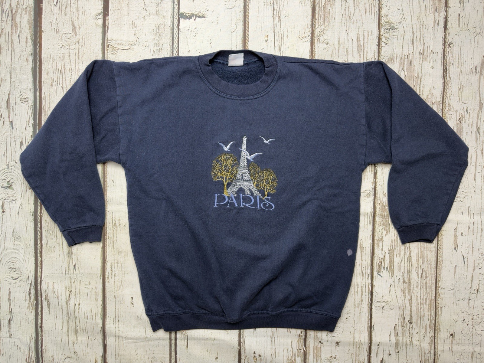 VTG Paris France Eiffel Tower Birds Travel France Estelle Crewneck Sweatshirt
