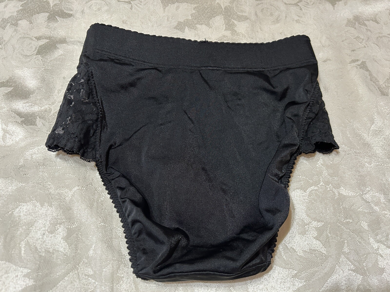 Vtg 90’s VICTORIA’S SECRET 570777 Moderate Control Shaping L Black Panties