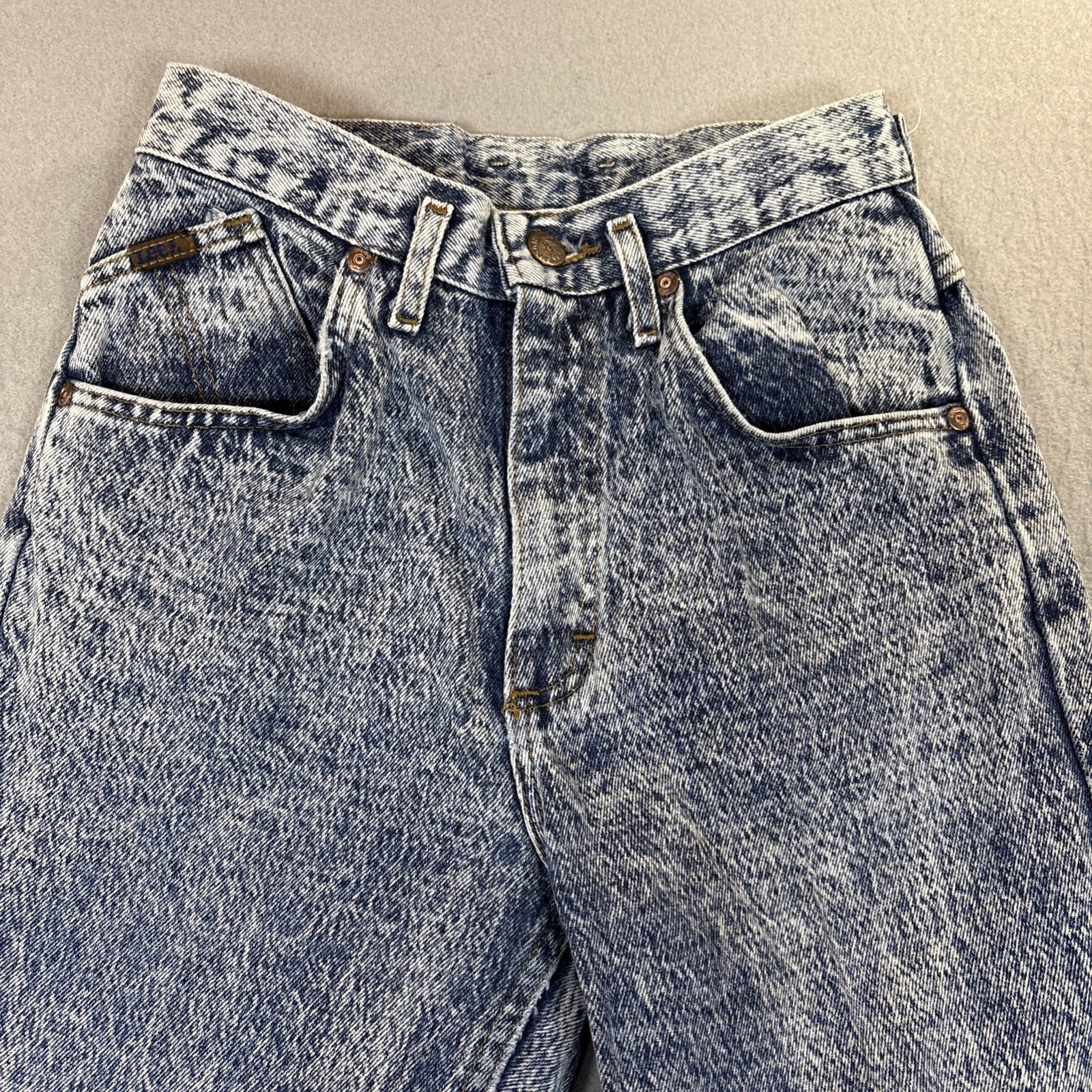 Y2K 90’s Lee High Waisted Mom Jean Made in the USA Tapered Leg Sz 5 100% Cotton