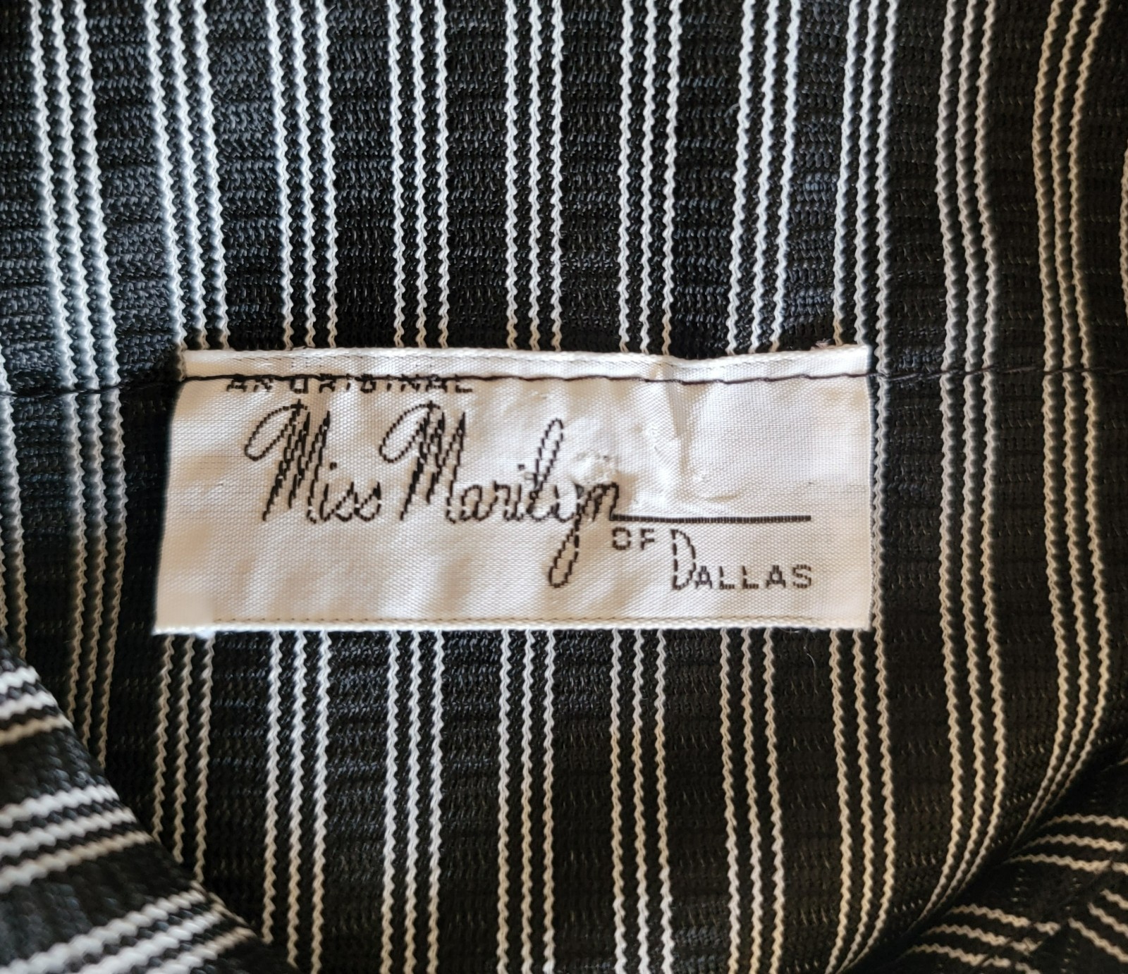 Vintage Miss Marilyn of Dallas 50s Black & White Striped Dress Collared Buttons