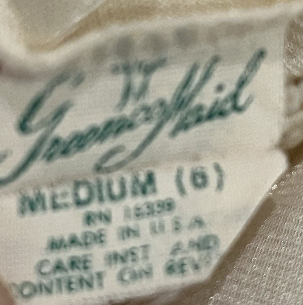 Vintage Greenco Maid Ivory Nylon Half-Slip w/ Lace Trim Made in USA Size Medium