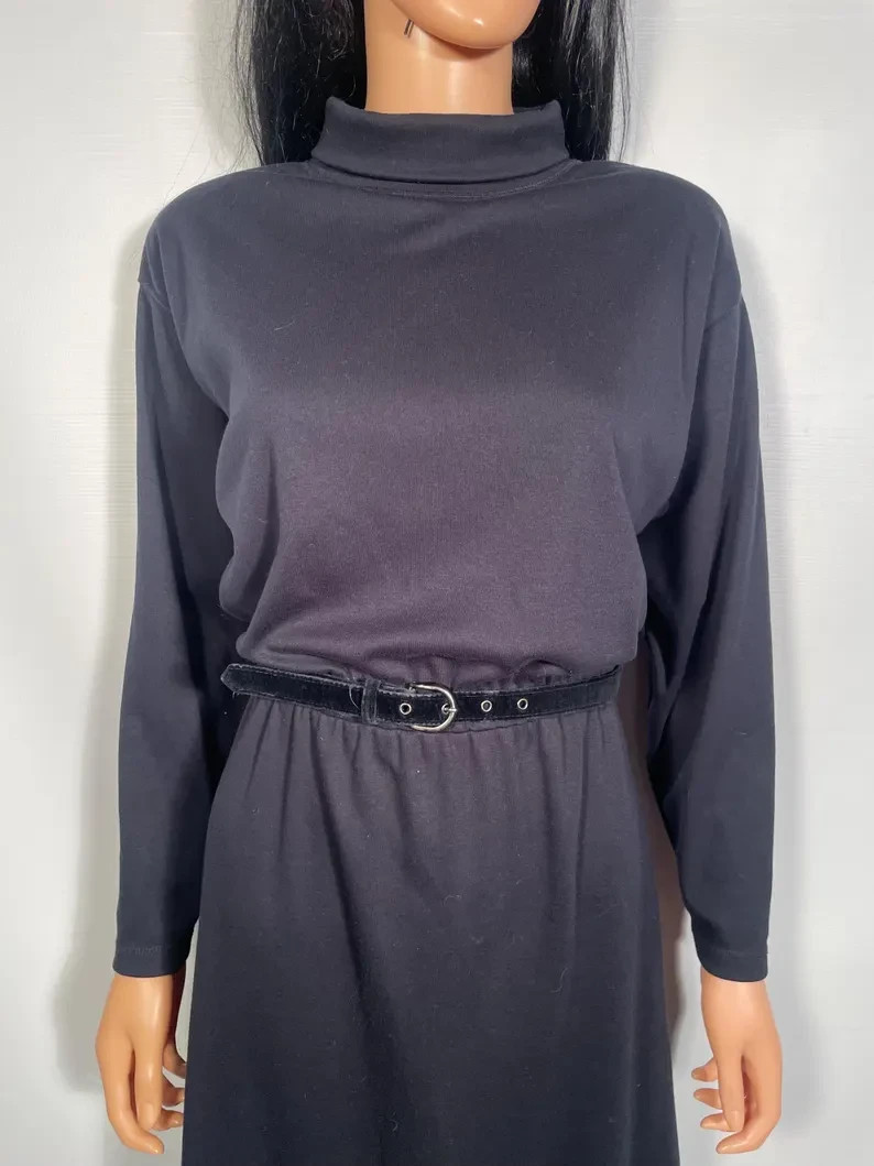 Vintage 1980s LL Bean Classic Simple Tshirt Material Black Dress Made In USA M