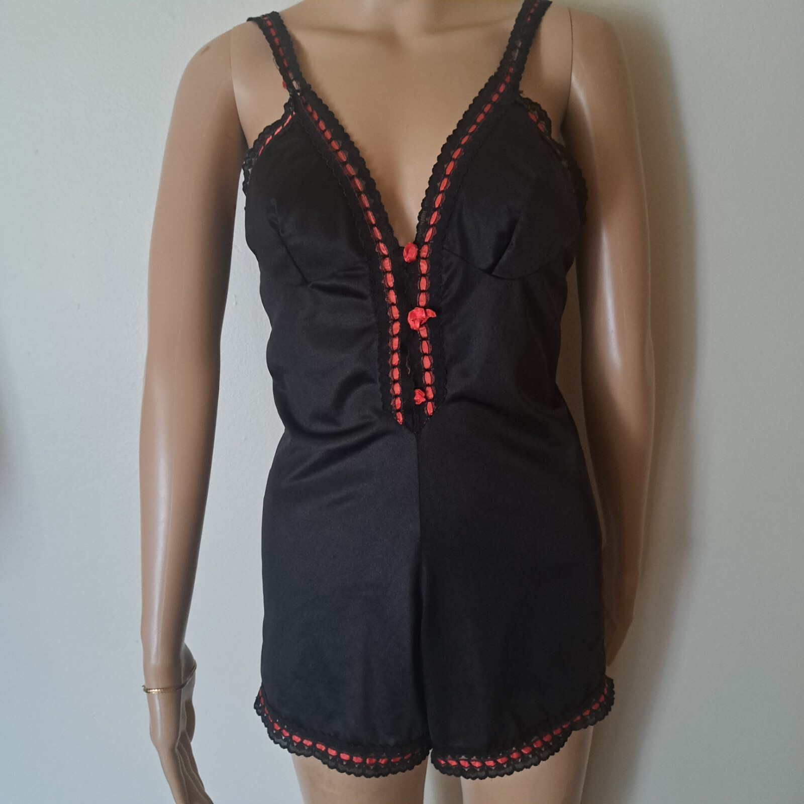 Vtg. 1960’s Dupont Nylon Black /Lace Red Rosette Teddy Sm