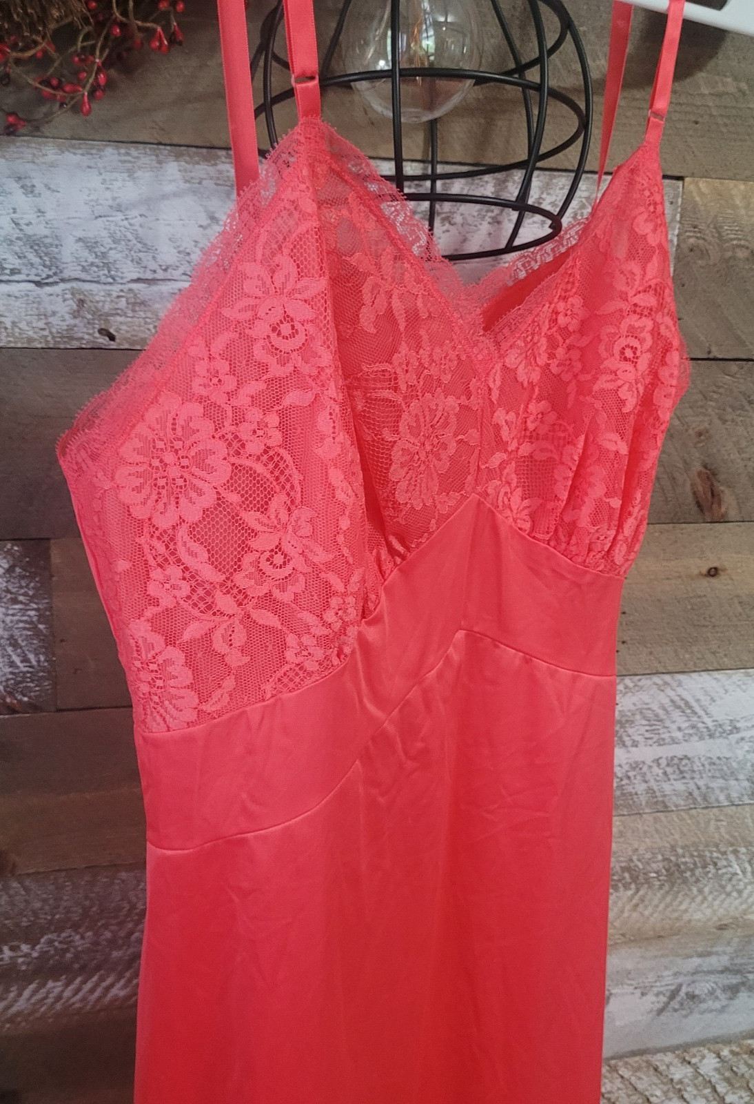 Vintage VANITY FAIR Full Slip Dress LACE Sz S 34 Tricot Nylon 60’s coral orange