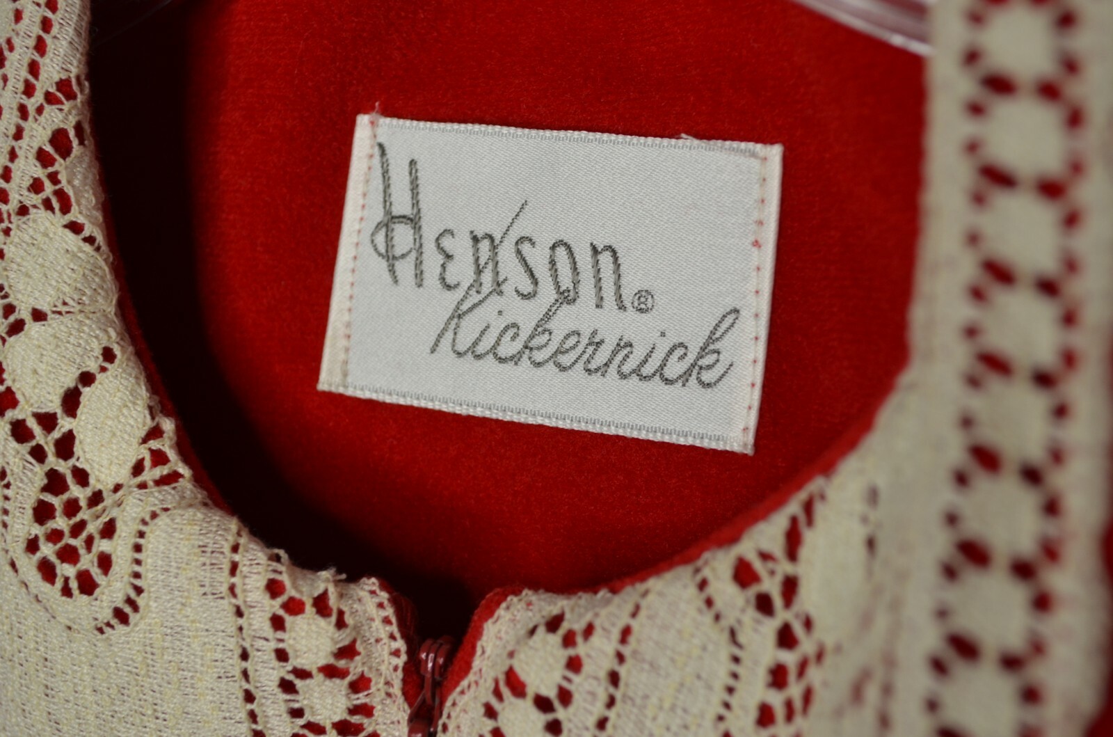 Henson Kickernick Woman’s Small Dressing Gown Robe Red and Cream Lace
