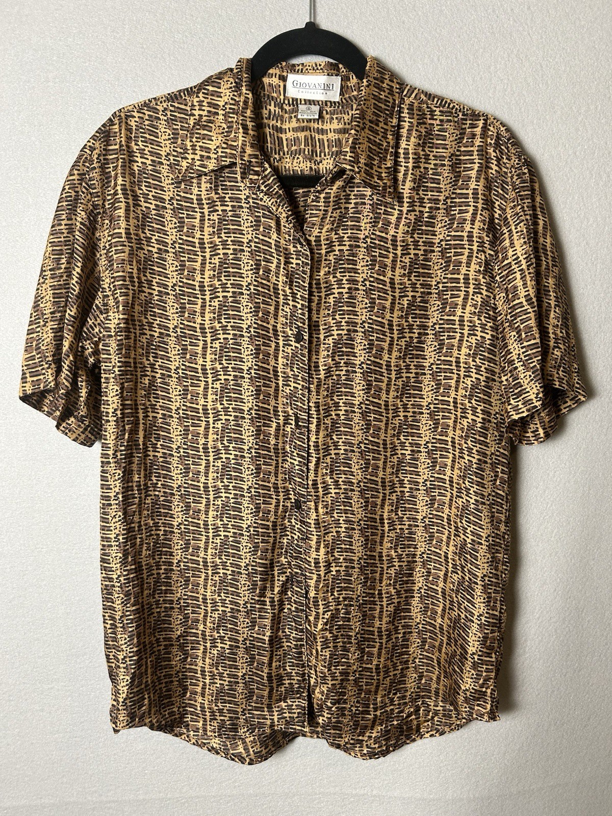Vintage Women’s Blouse Top Silk Abstract Artistic Short Sleeve Lightweight Sz S
