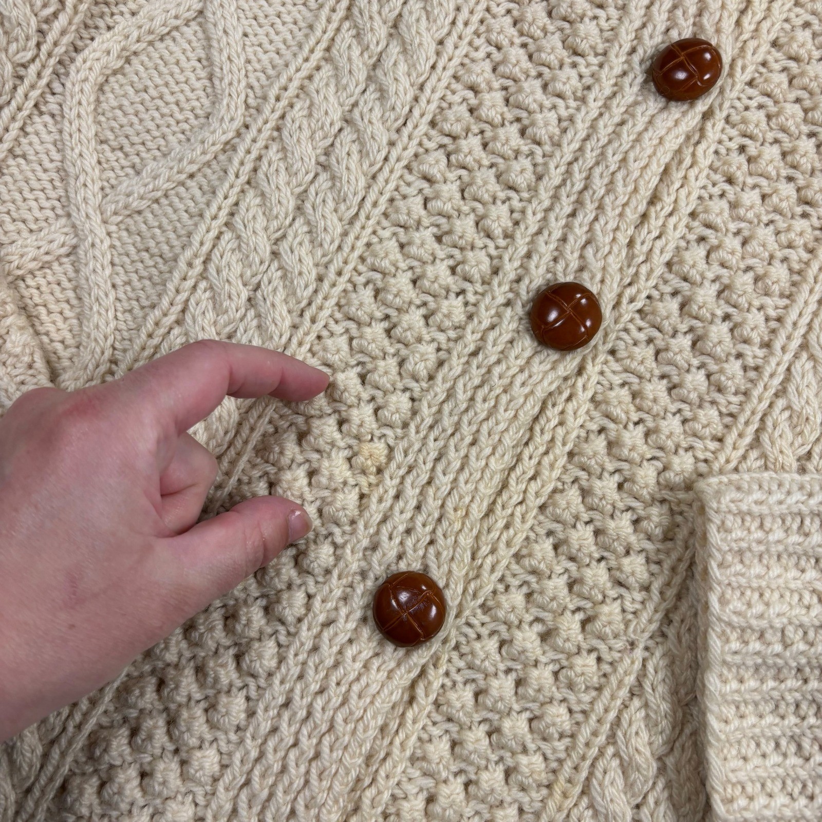 Vintage Creation Boutique Dublin M Hand Knit Wool Cardigan Button Cable-Knit