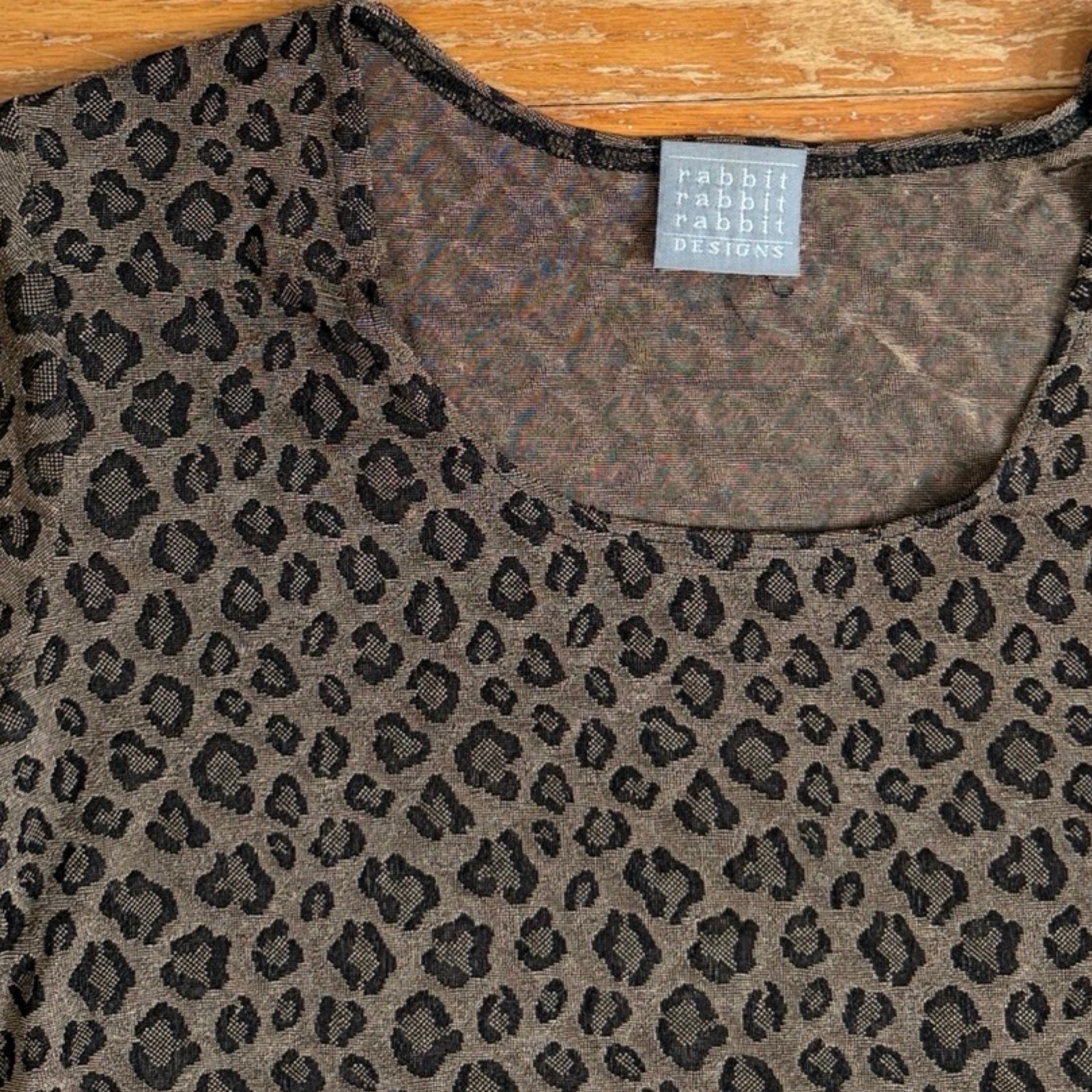 Vintage Leopard Print Stretch Knit Shirt Size Medium 8 Animal Pattern Boxy Cut T