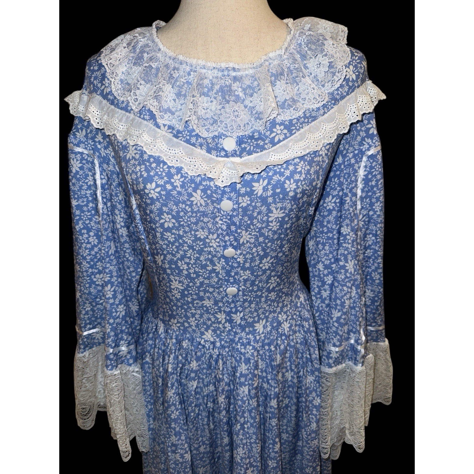 Prairie Style Maxi Dress Women’s L Blue Floral Lace Romantic Victorian Revival