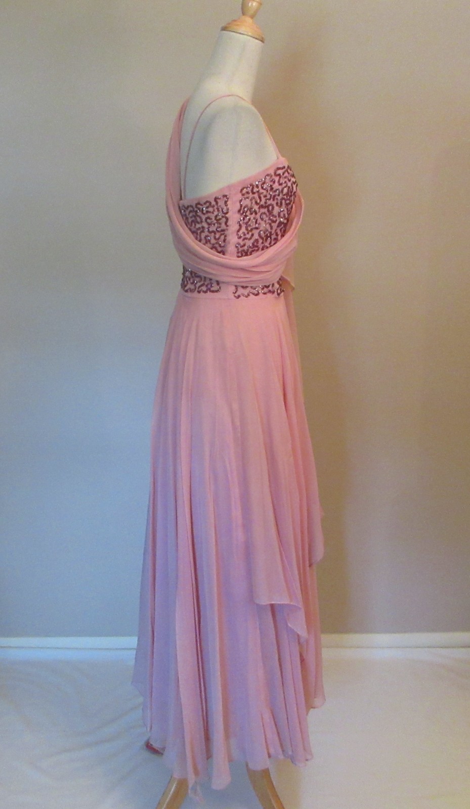 Vintage 1940s-50s Mauve Pink Chiffon Sequined Gown Dress w/Wrap