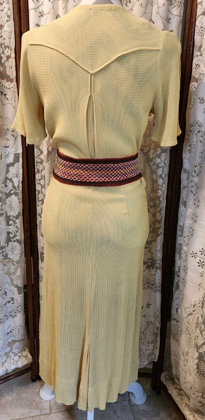 Vintage 1930s Yellow Waffle Knit Dress with Flutter Sleeves and Pockets