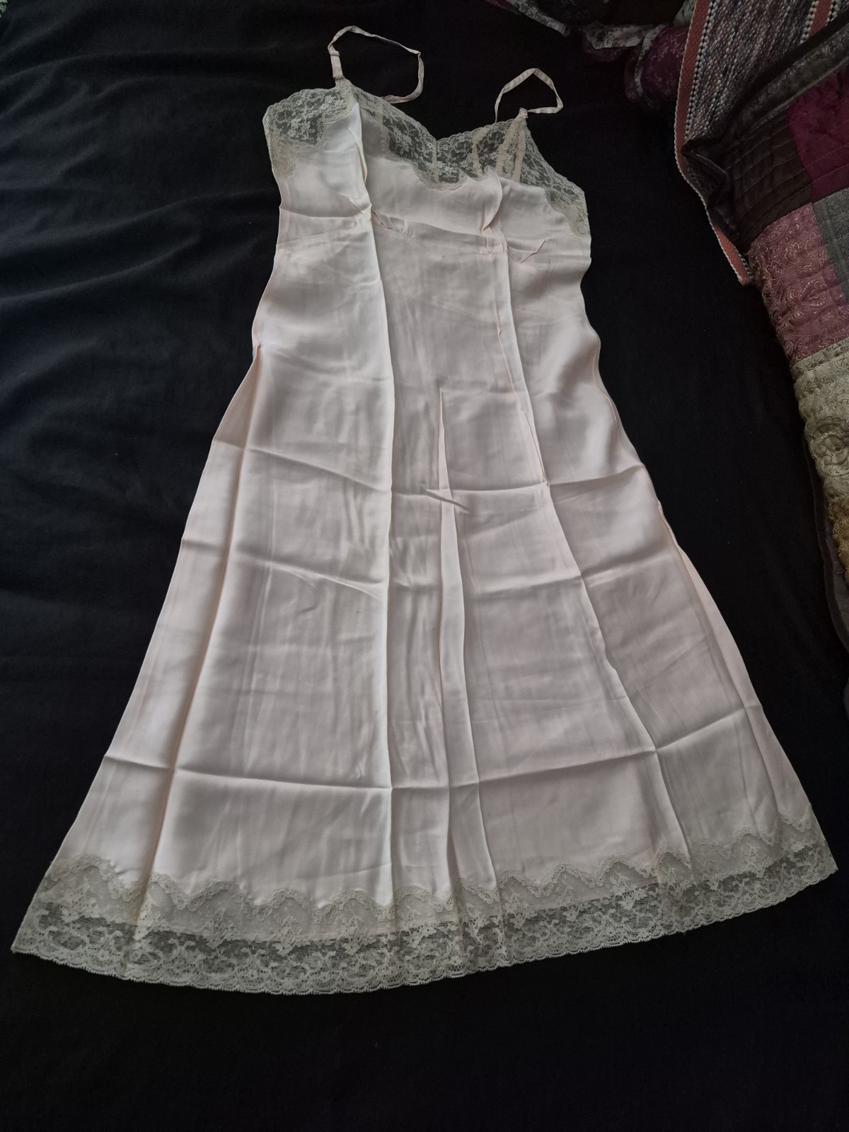Vintage Rayon Satin CAROLYN of NEW YORK Full Slip Size 34