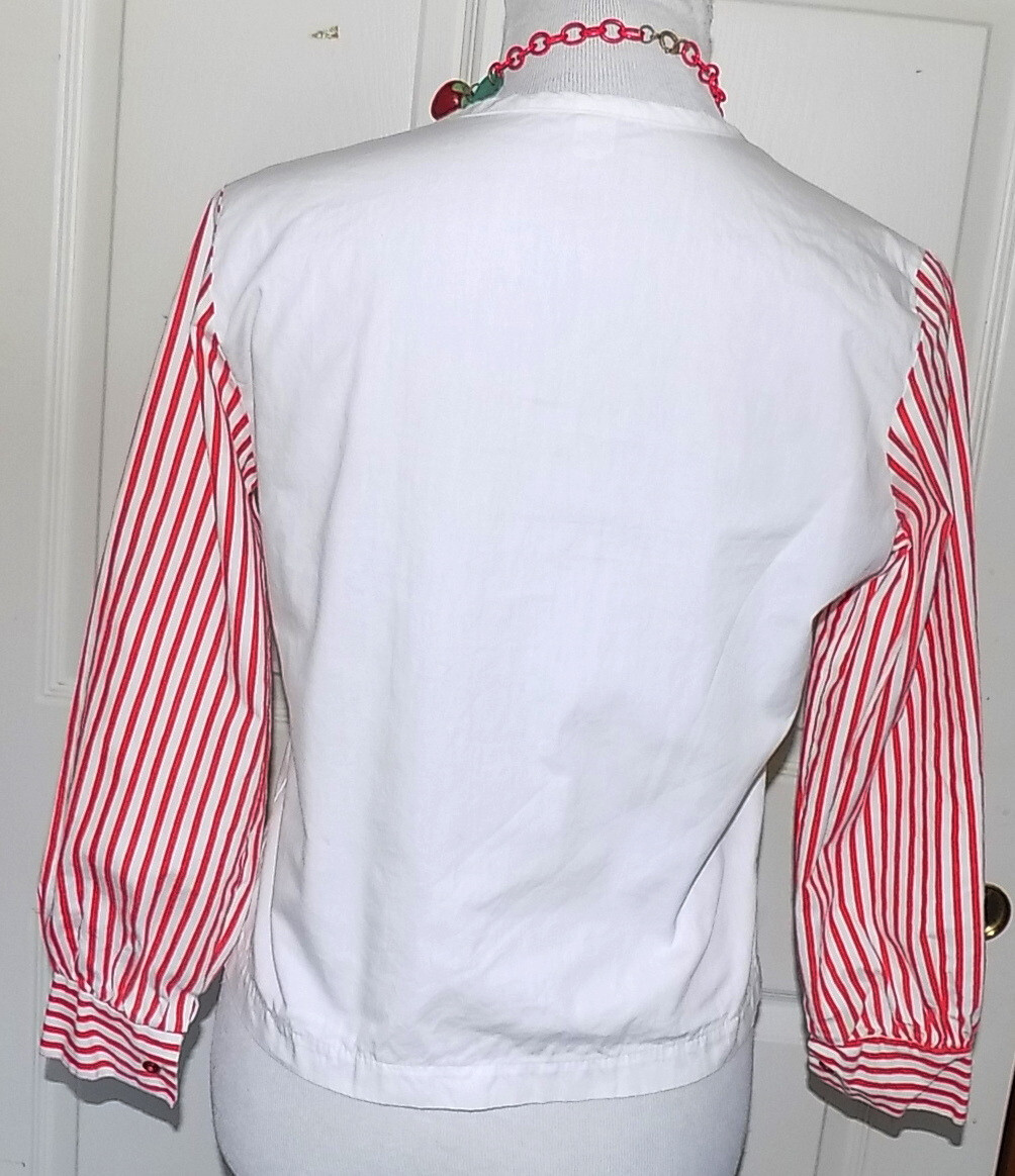 Vintage White Cotton Blouse Red Stripes Button Down B36 ***