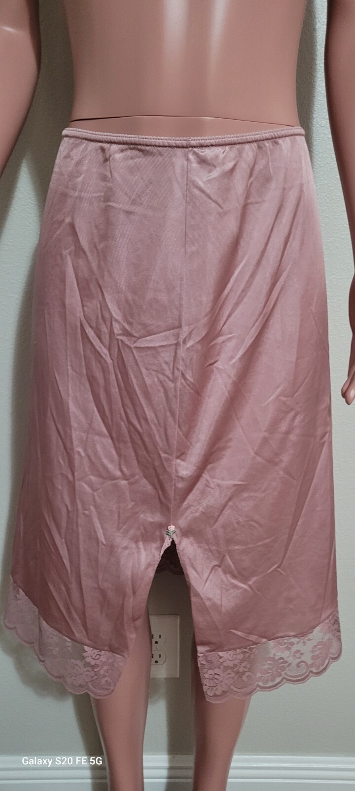 Chantilly Maidenform Slip Light Maroon 64002-AV Size Large Untagged