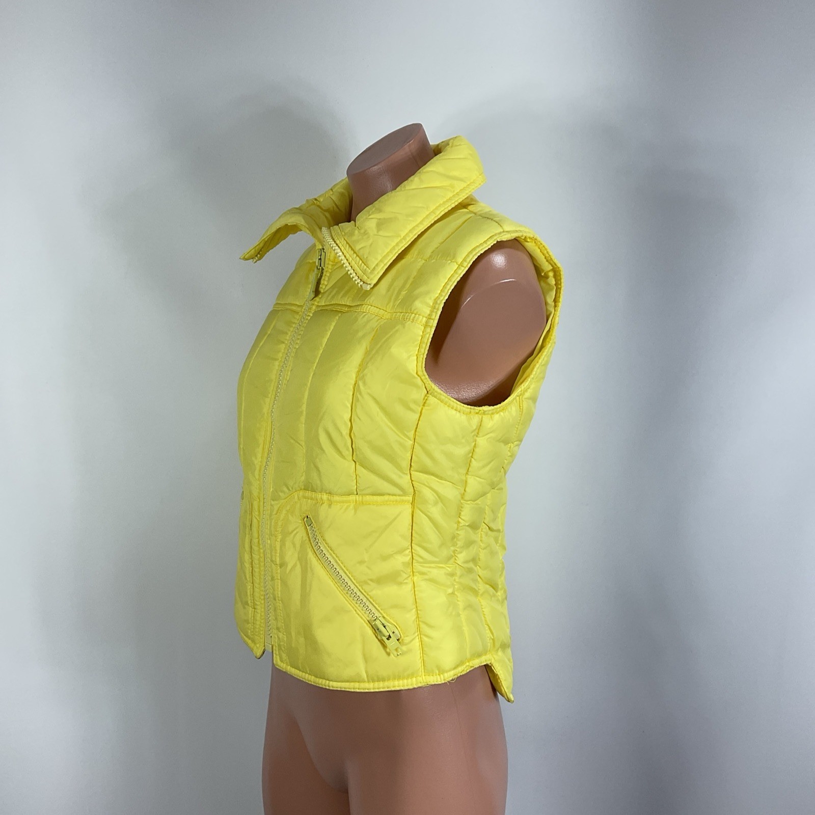 Vintage 70s Number 1 Sun Yellow Puffer Ski Snow Vest Womens M Hong Kong