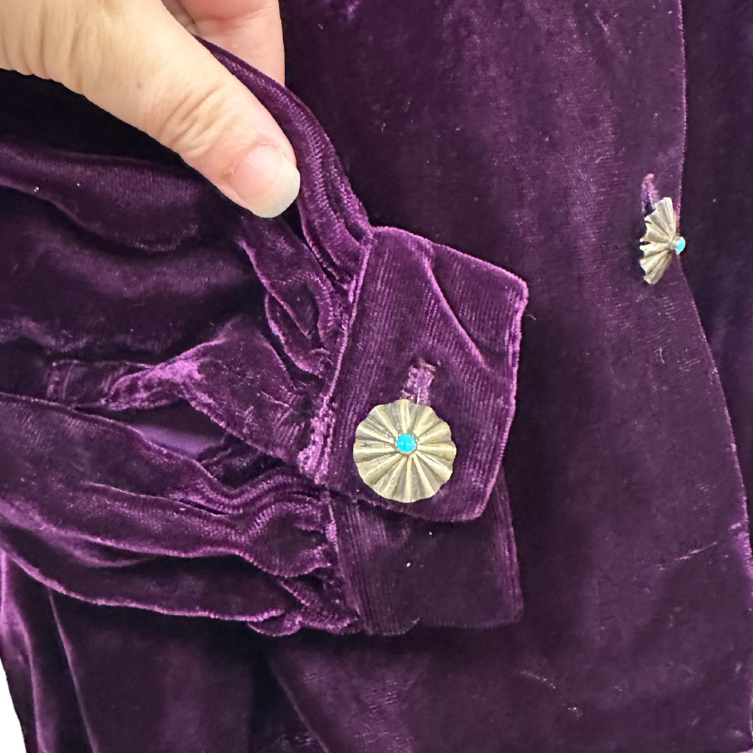Vintage 1970s Purple Velvet Silver Concho W Turquoise Button Long Sleeve Top