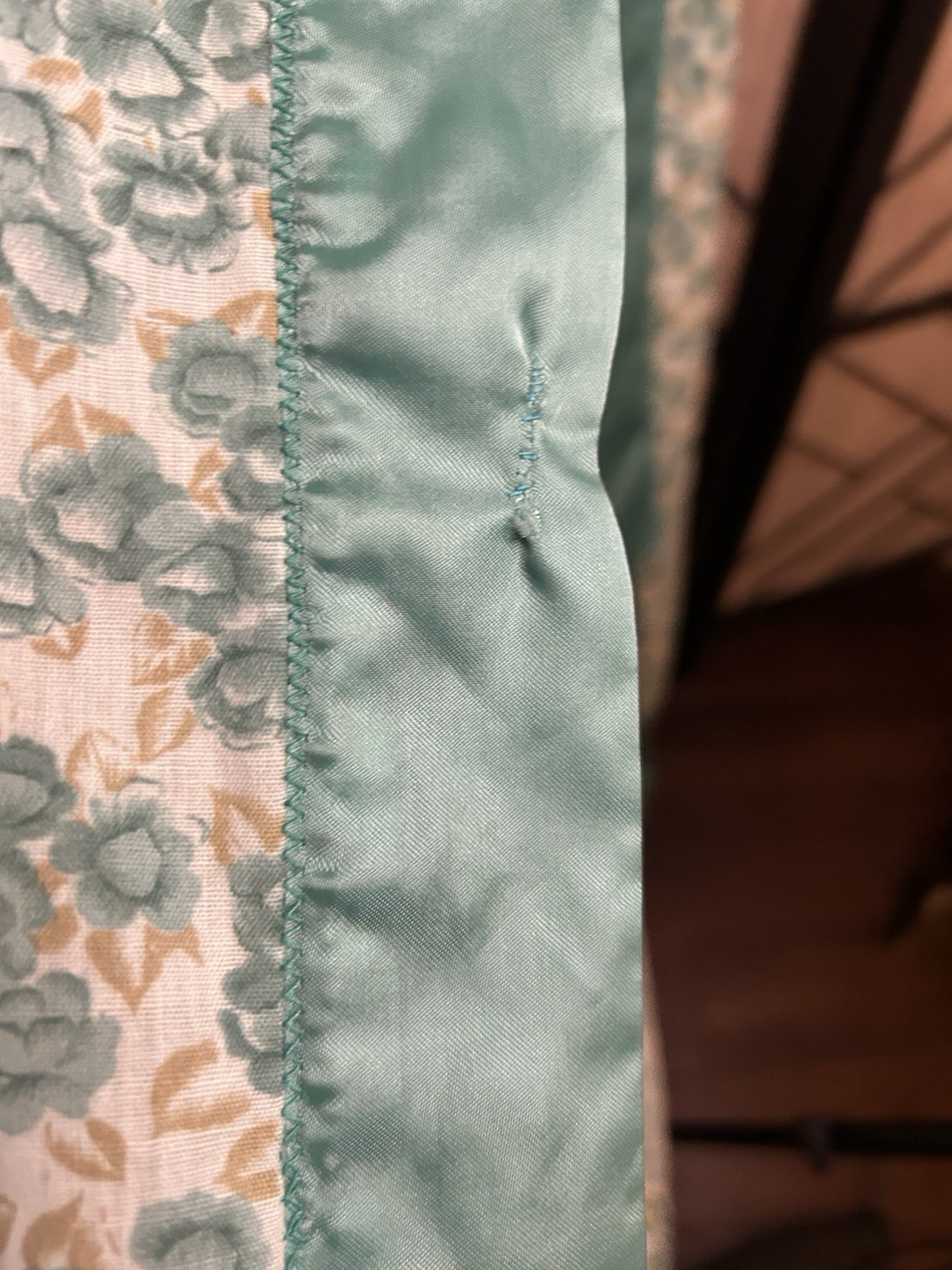 1960’s Vintage Handmade Robe With Matching Belt Beige And Seafoam Green-M