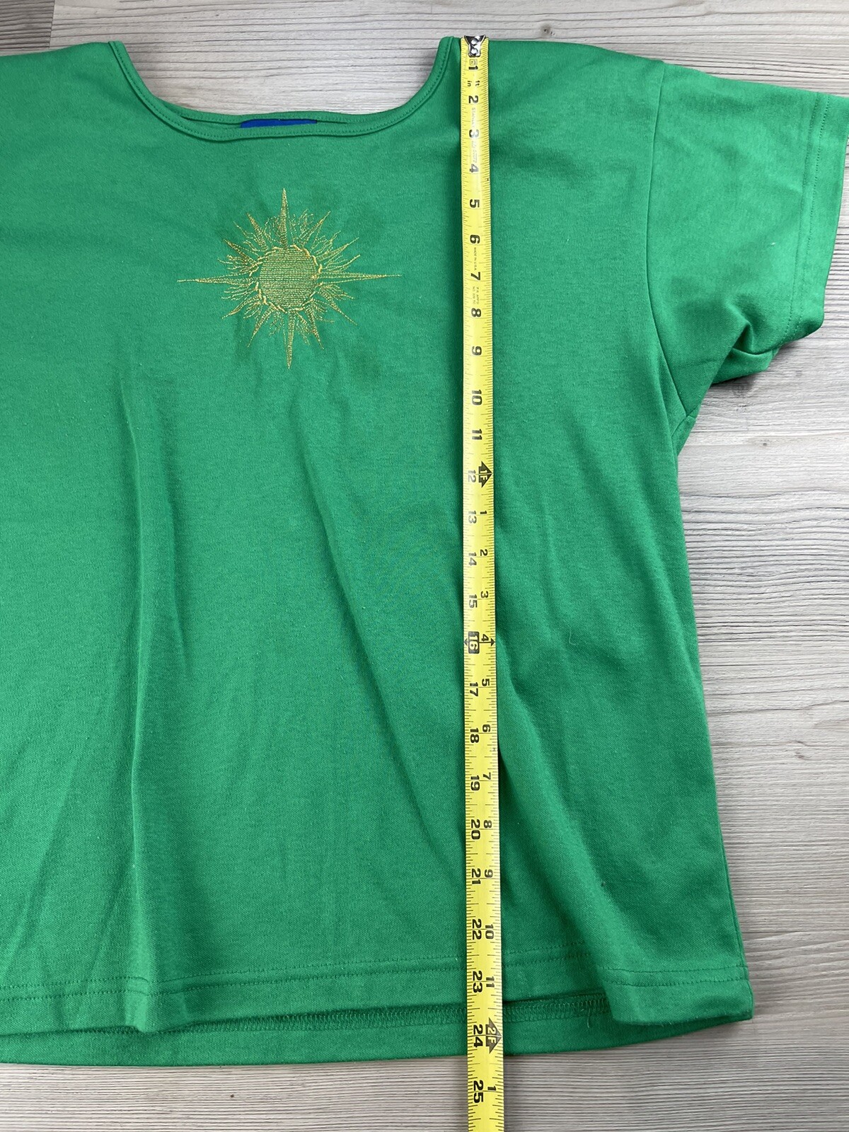 Vintage Fire Islander Women’s Padded Shoulder T-Shirt Size L