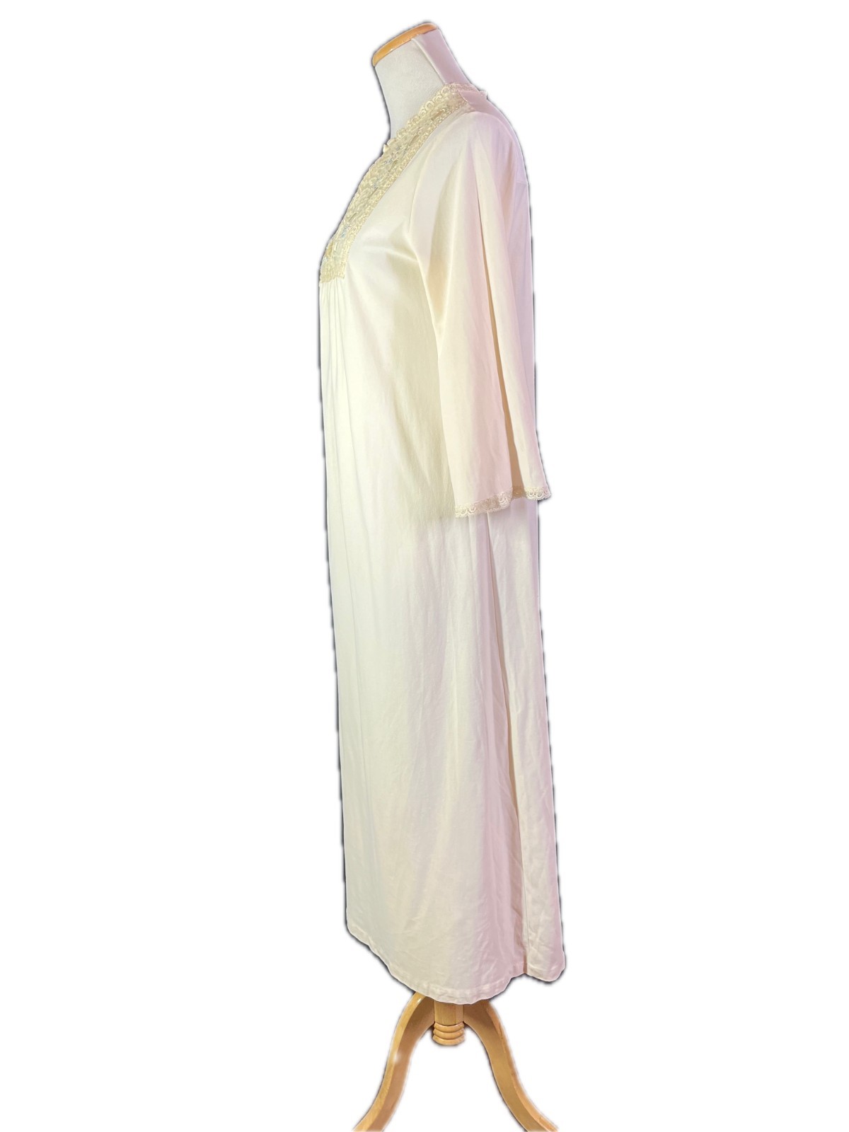Vintage 70s Sears Size 32/34 Nightgown 3/4 Sleeves Lace Floral Neckline