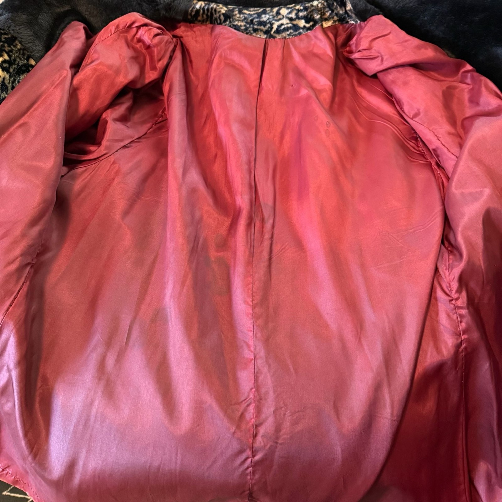Vintage 1960s Leopard Print Velvet Coat with Faux Fur Trim